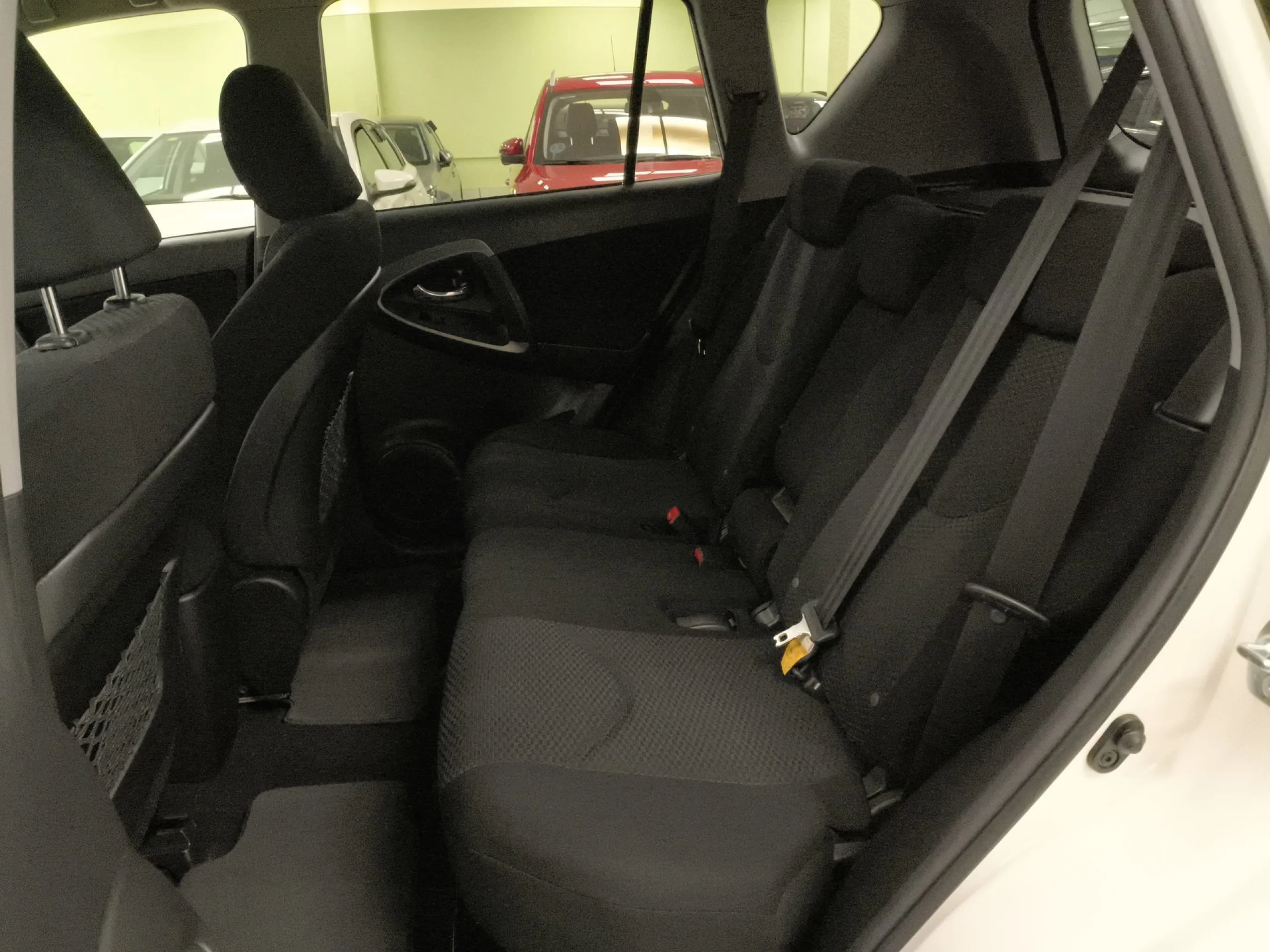 Toyota Rav4 2.2 D-4D Advance 4x2 110 kW (150 CV) - Foto 17