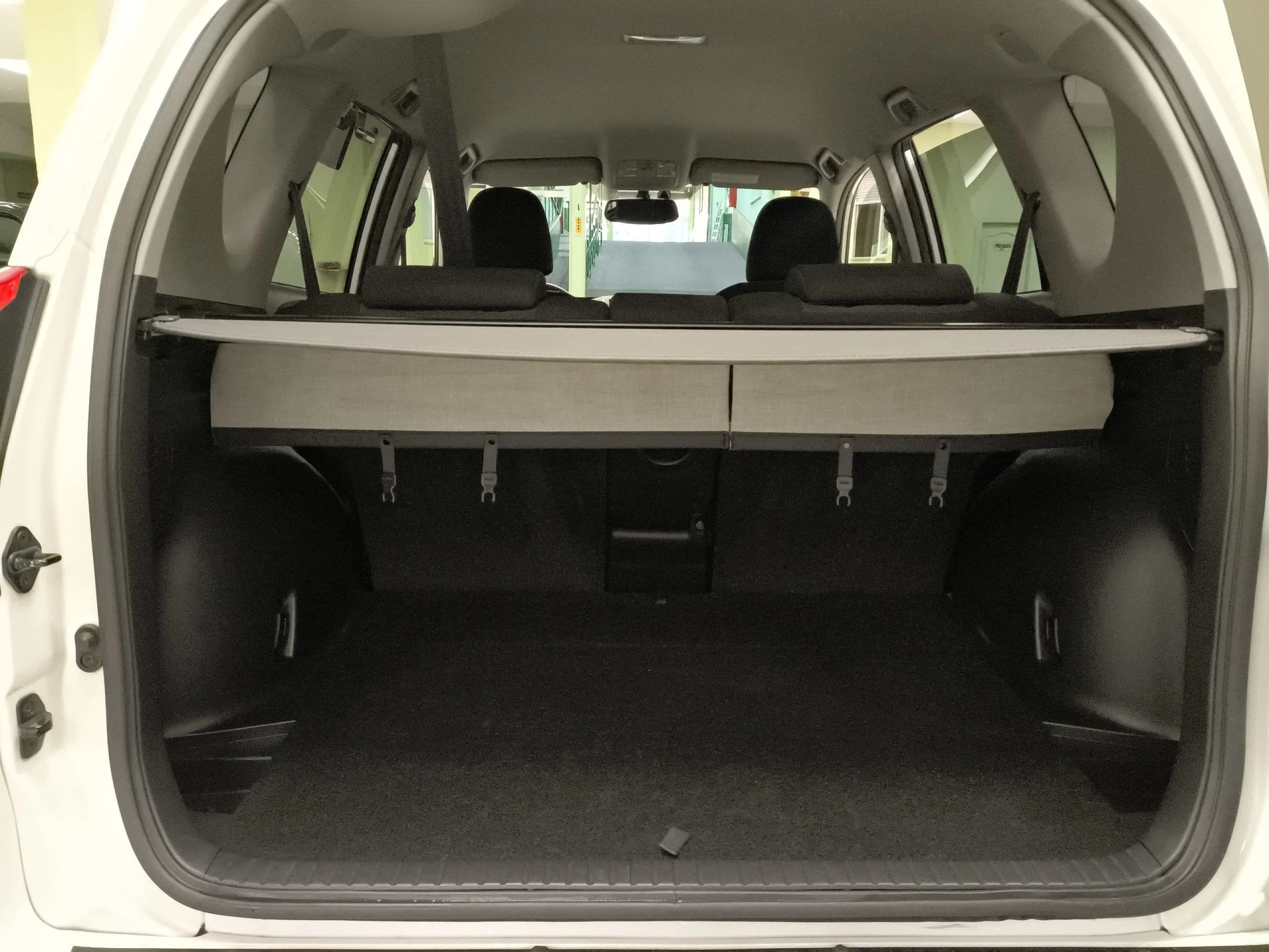 Toyota Rav4 2.2 D-4D Advance 4x2 110 kW (150 CV) - Foto 18