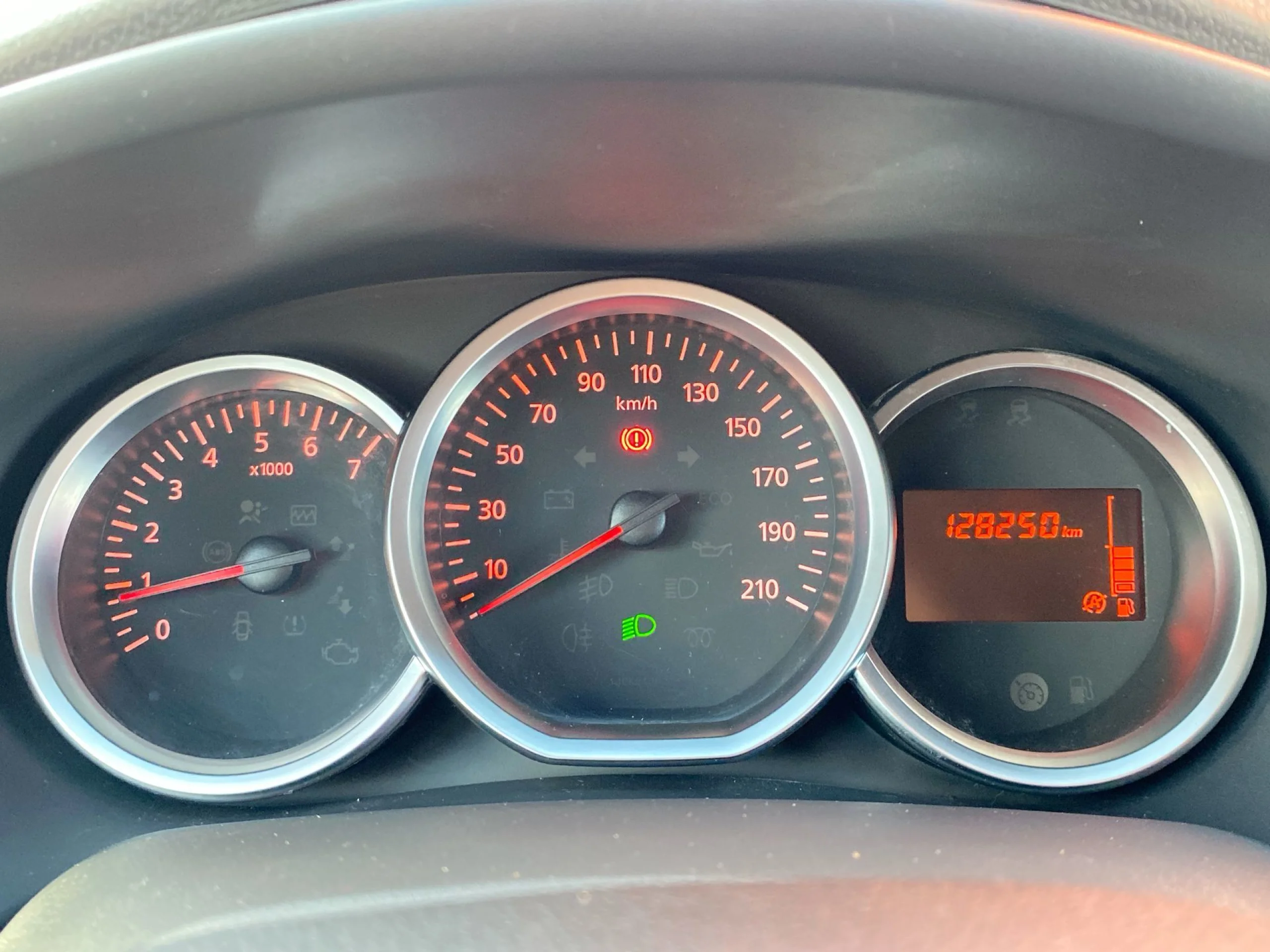 Dacia Logan Ambiance dCi 55 kW (75 CV) - Foto 11