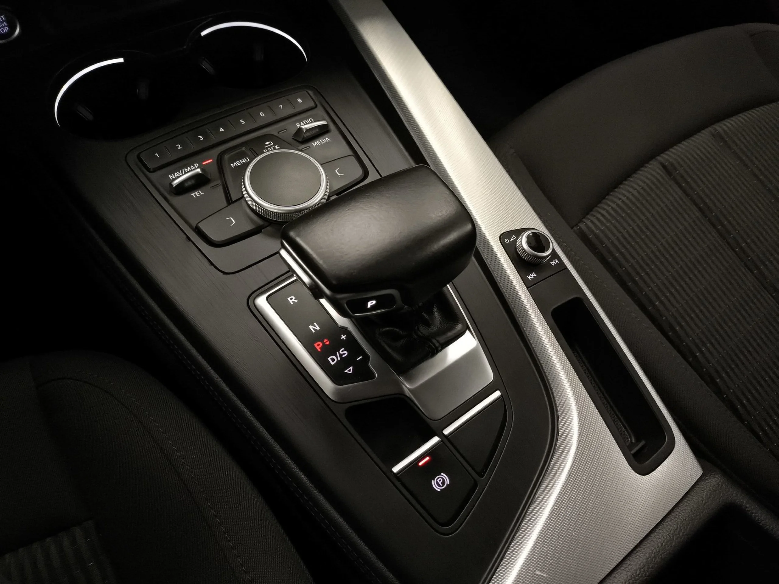 Audi A4 Avant design edition 2.0 TDI 110 kW (150 CV) S tronic - Foto 16