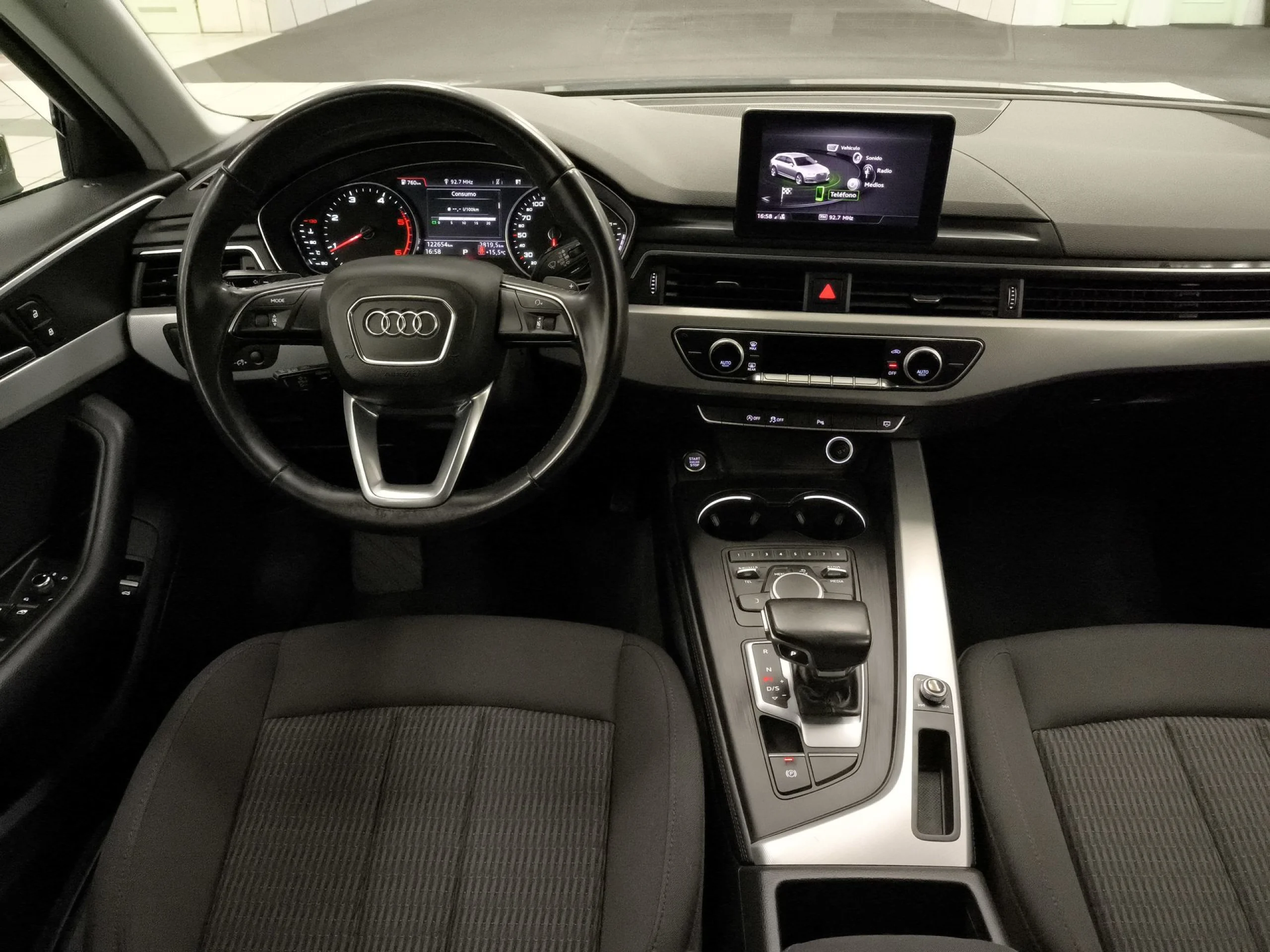 Audi A4 Avant design edition 2.0 TDI 110 kW (150 CV) S tronic - Foto 17