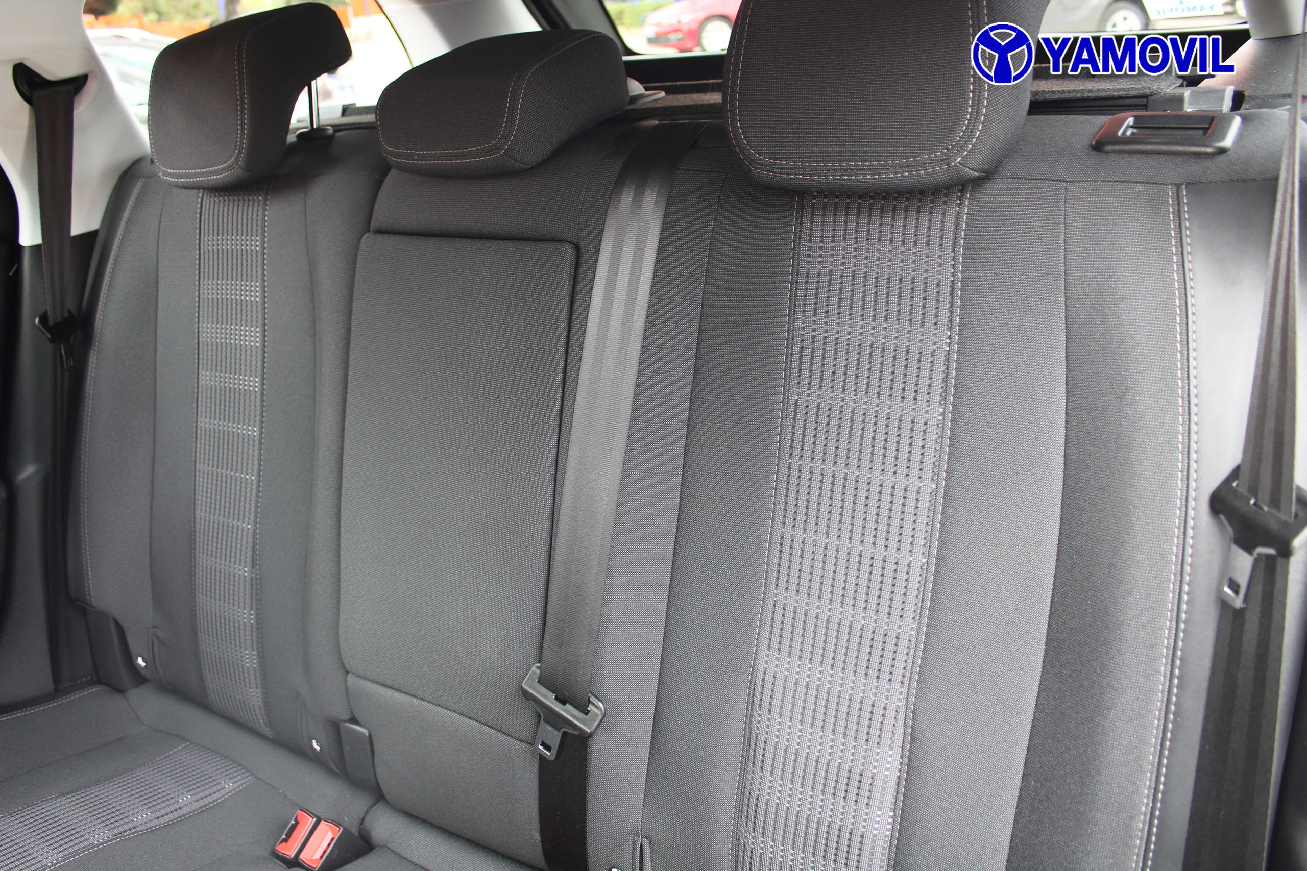 Peugeot 308 SW PureTech 130 SANDS Allure 96 kW (130 CV) - Foto 15
