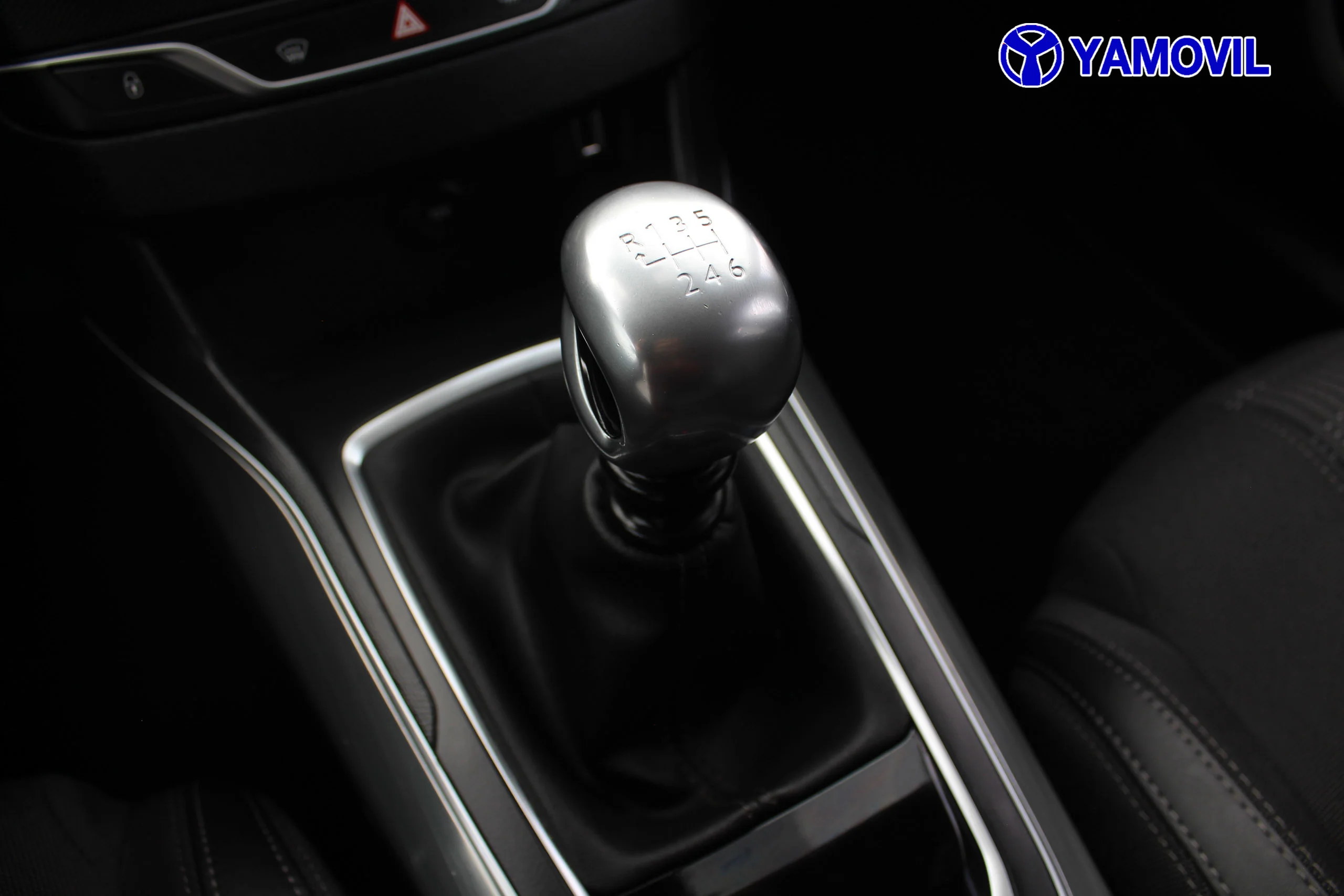 Peugeot 308 SW PureTech 130 SANDS Allure 96 kW (130 CV) - Foto 31