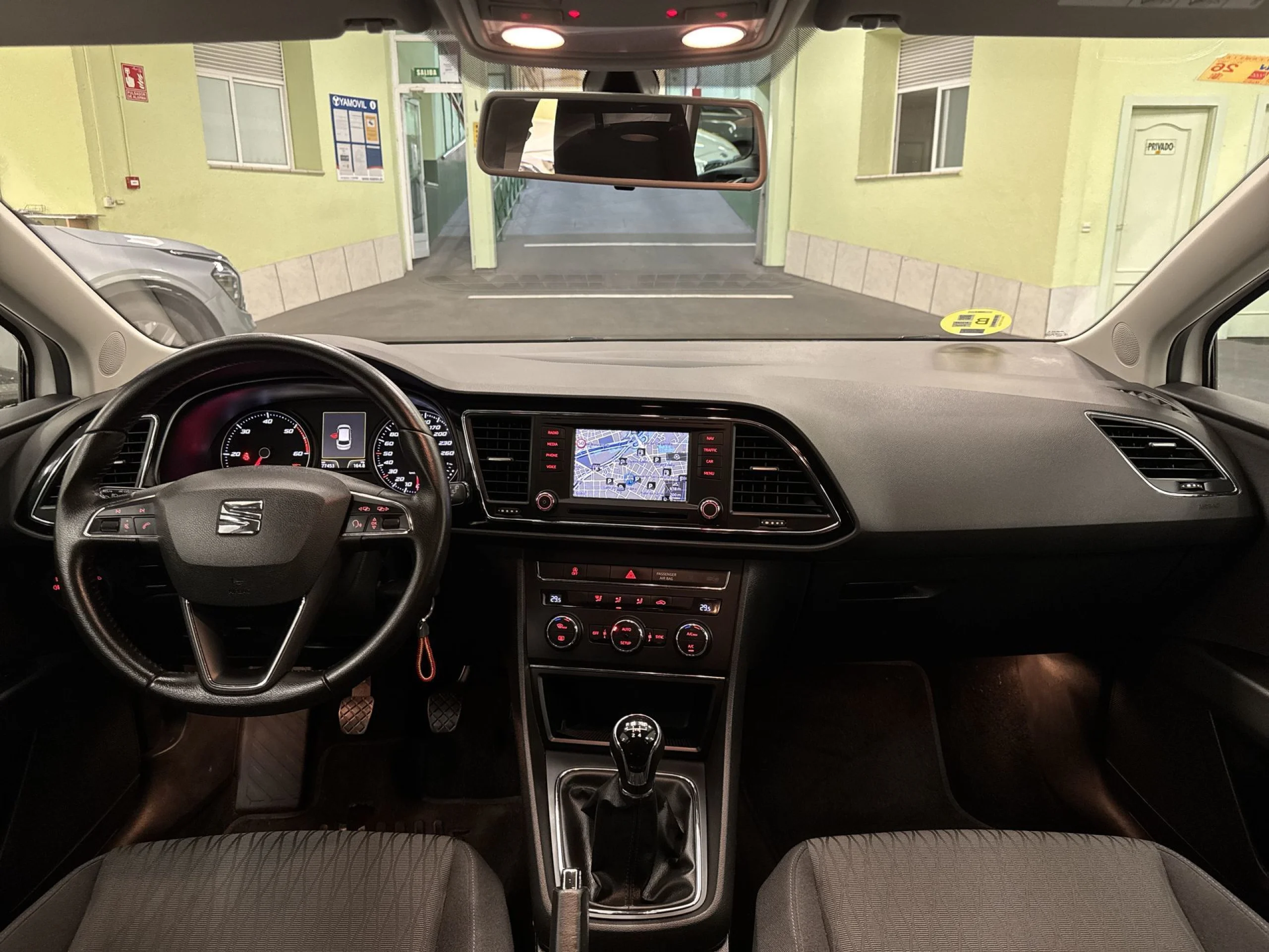 Seat León ST 1.6 TDI SANDS Style 77 kW (105 CV) - Foto 11