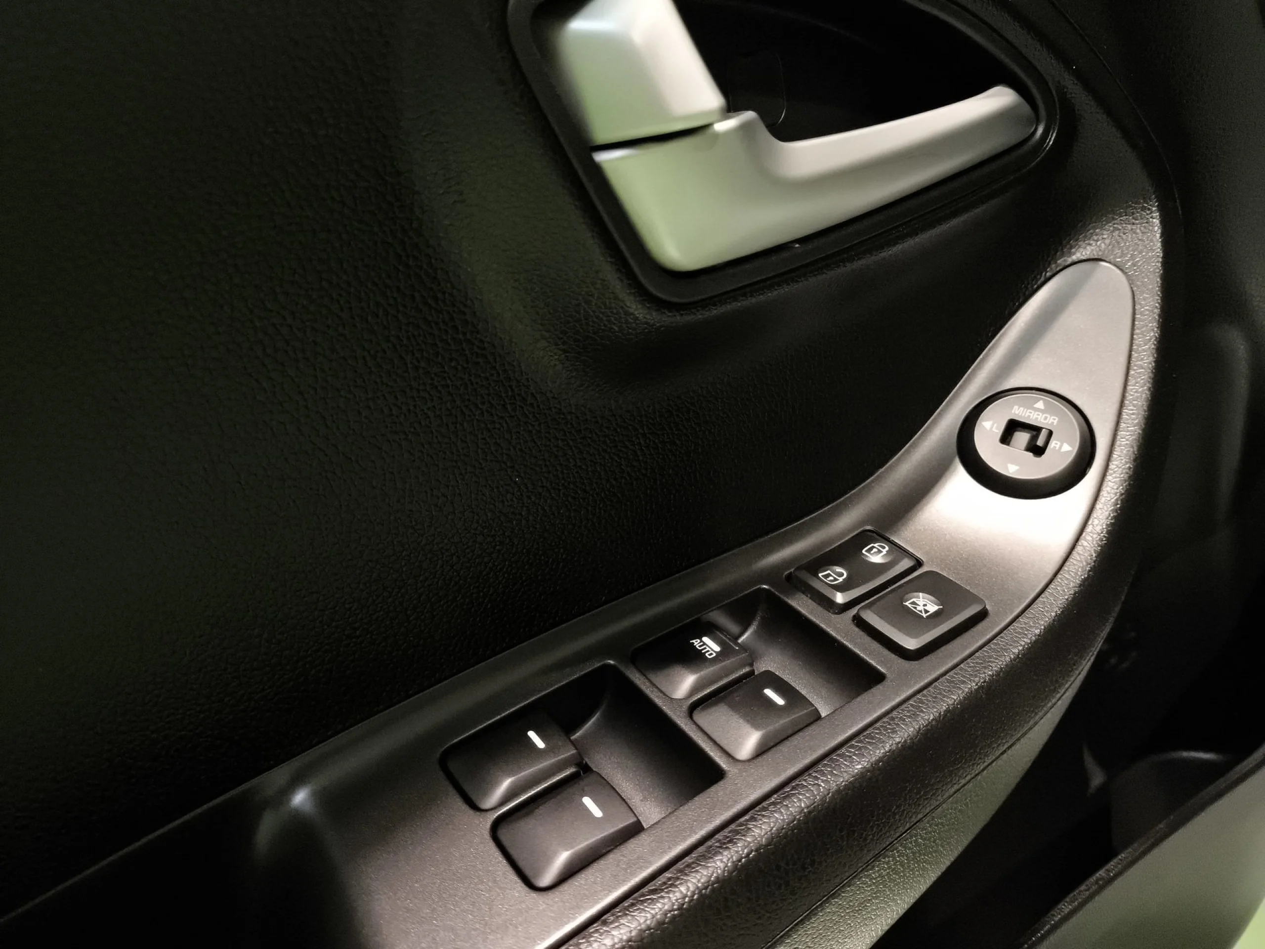 Kia Picanto 1.0  CVVT Tech 49 kW (66 CV) - Foto 10