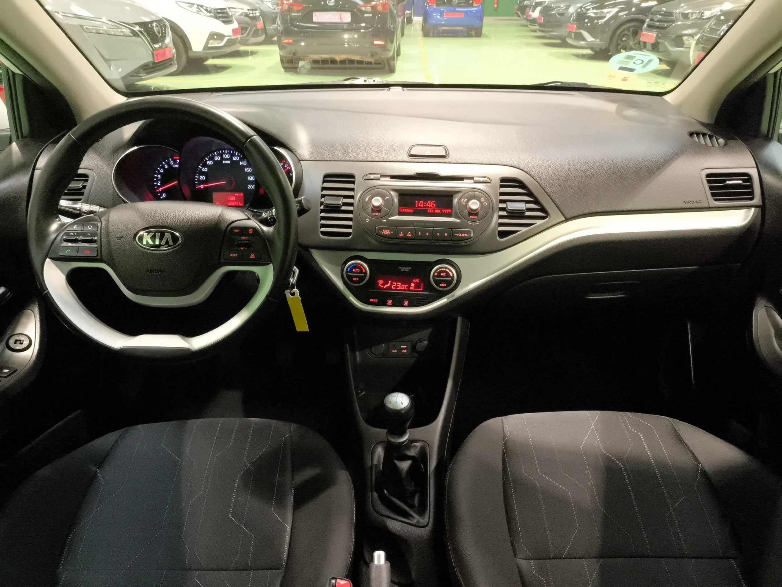 Kia Picanto 1.0  CVVT Tech 49 kW (66 CV) - Foto 11