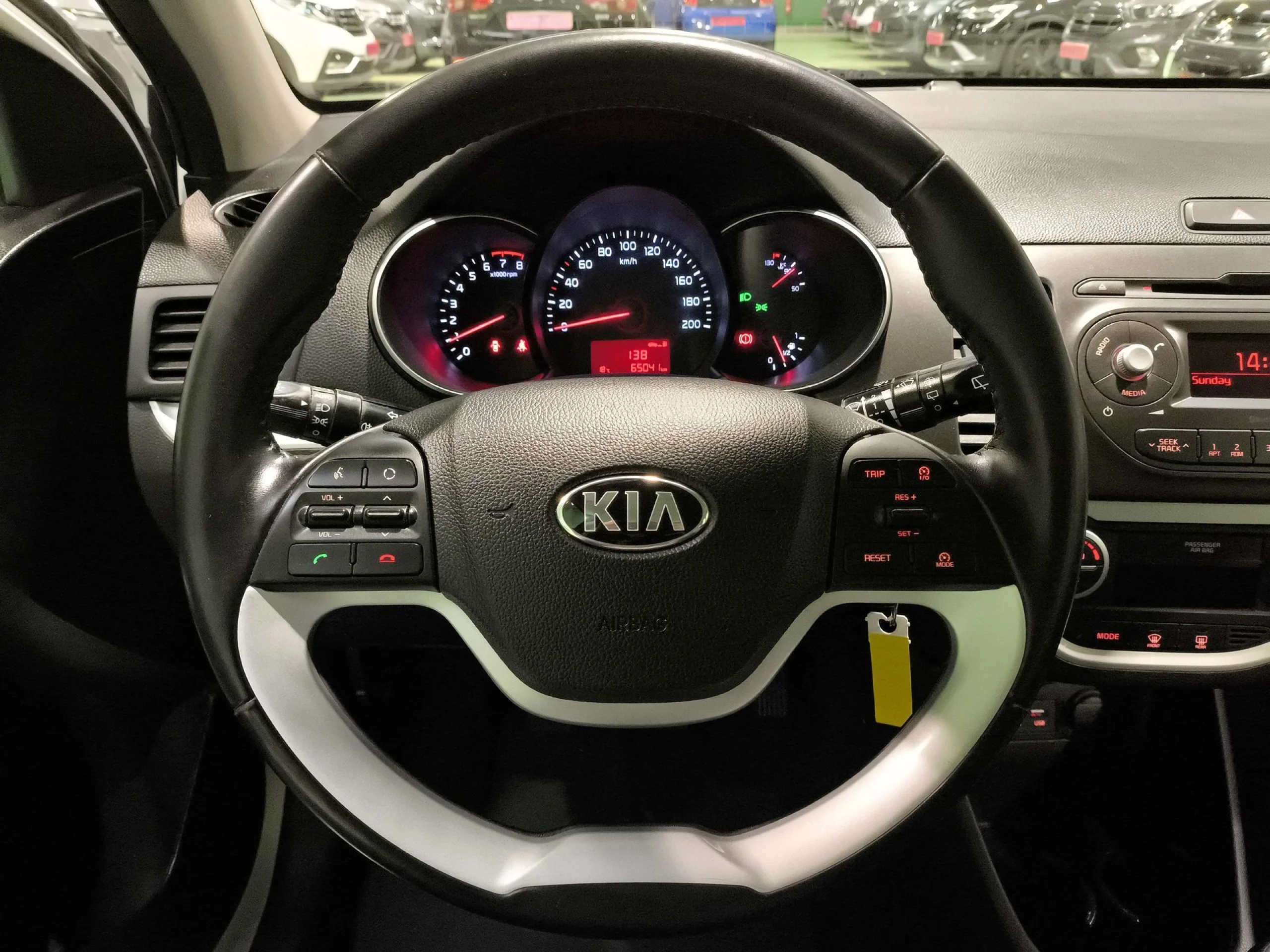 Kia Picanto 1.0  CVVT Tech 49 kW (66 CV) - Foto 12