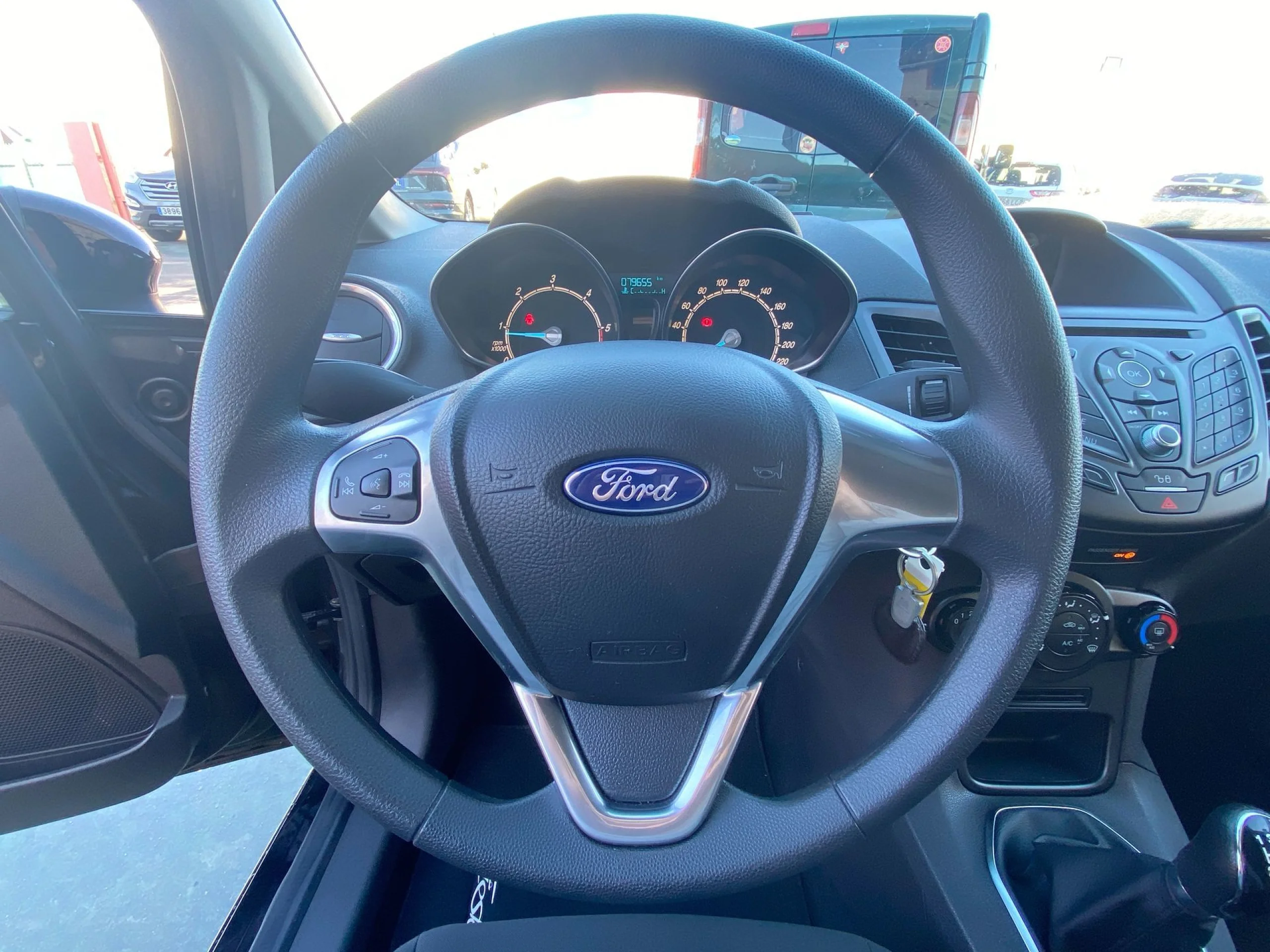 Ford Fiesta 1.6 TDCI Trend 70 kW (95 CV) - Foto 11
