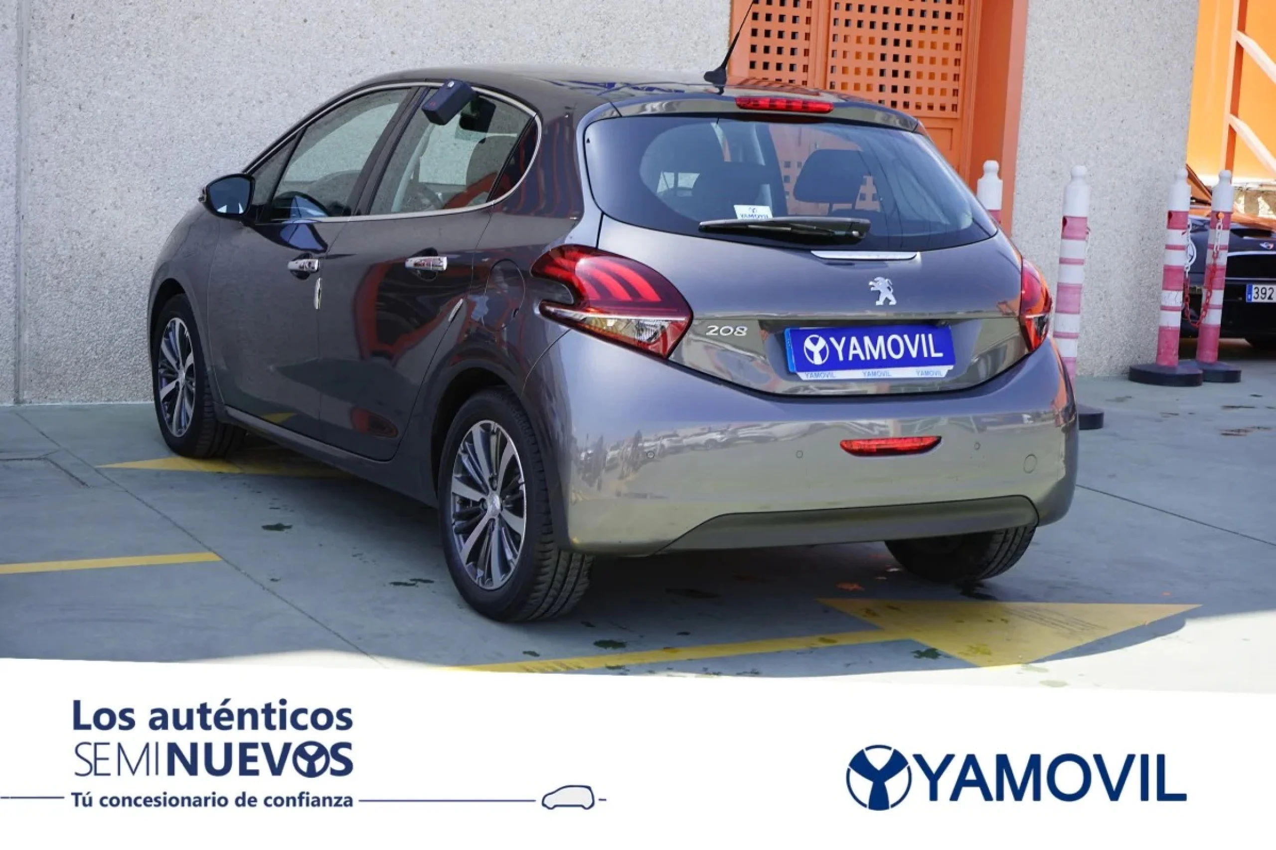 Peugeot 208 1.2L PureTech Allure  81 kW (110 CV) - Foto 6
