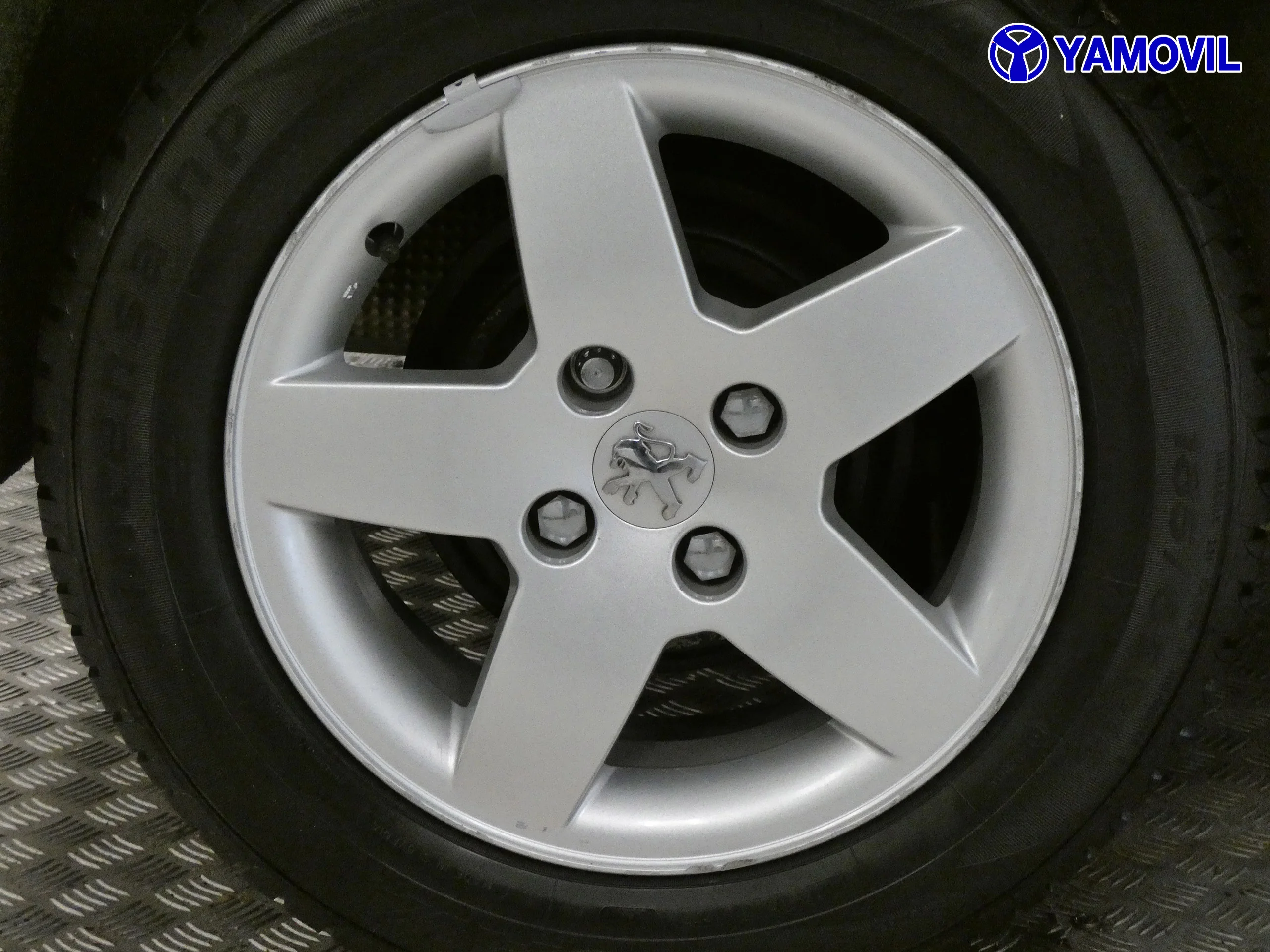 Peugeot 207 1.4 16V XS - Foto 11