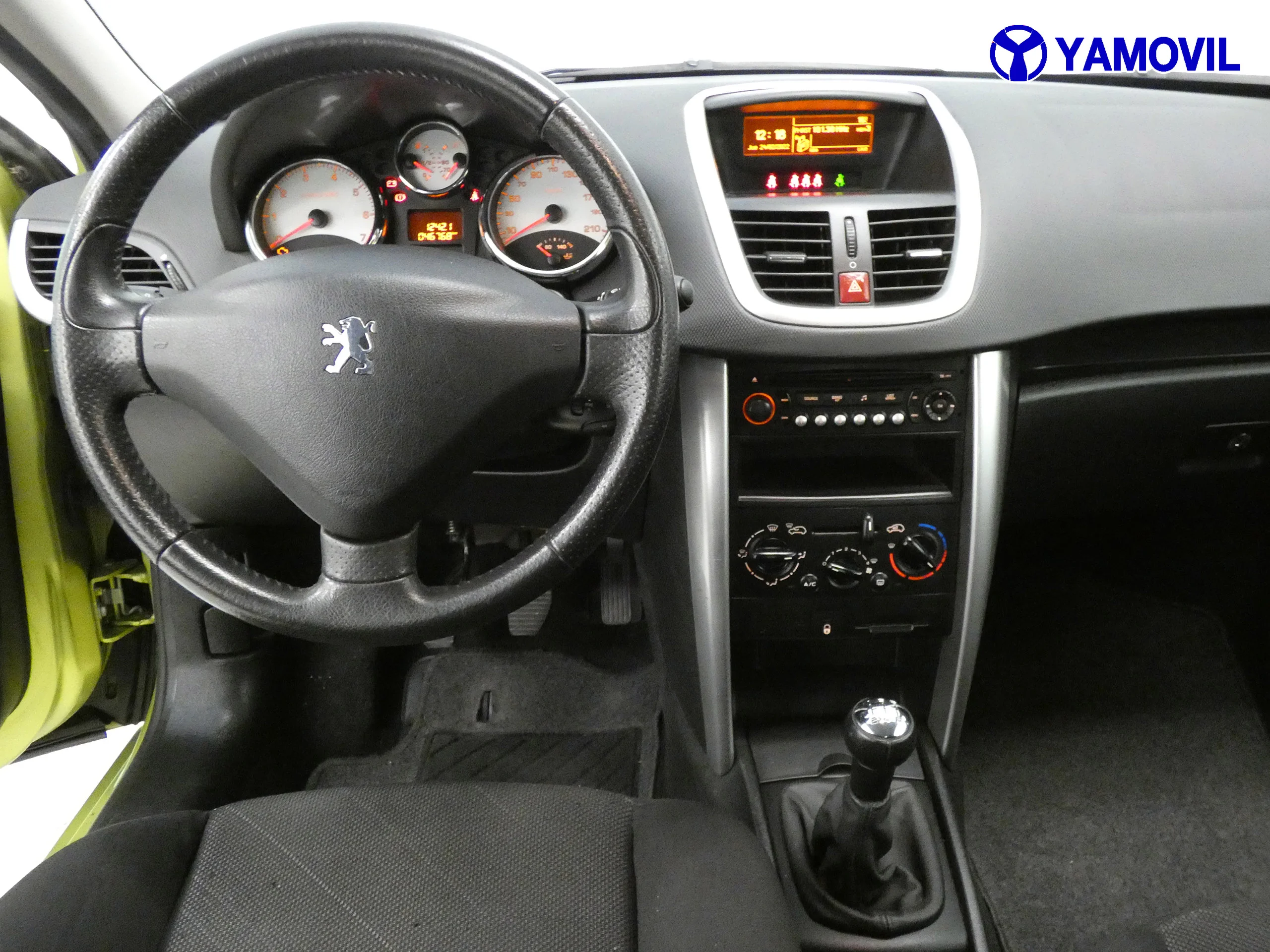 Peugeot 207 1.4 16V XS - Foto 17