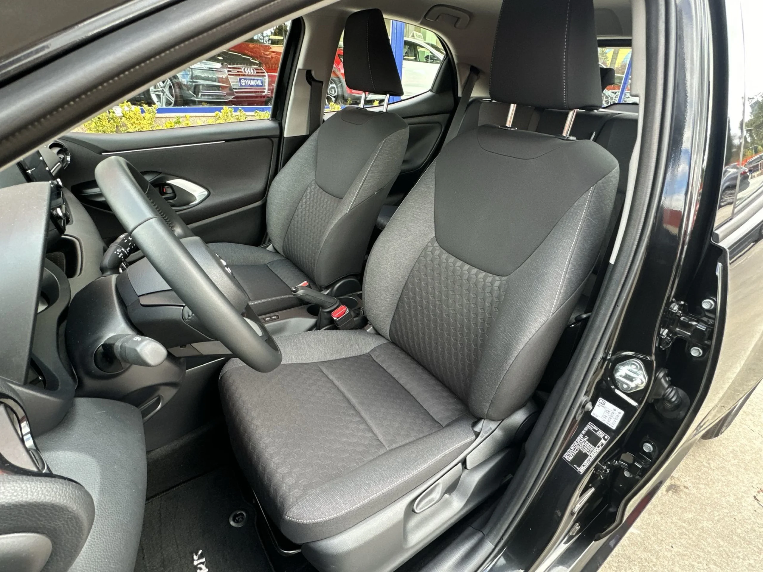 Toyota Yaris 1.5 S-Edition 92 kW (125 CV) - Foto 8