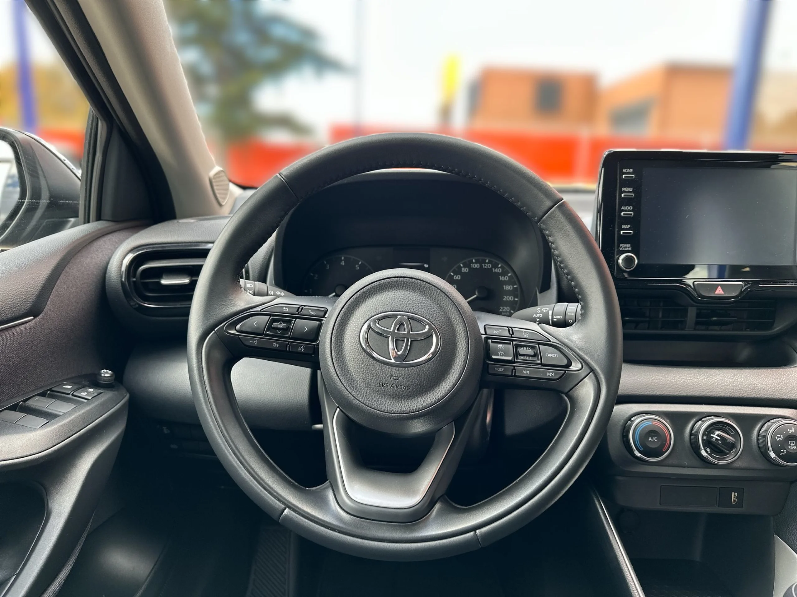Toyota Yaris 1.5 S-Edition 92 kW (125 CV) - Foto 10