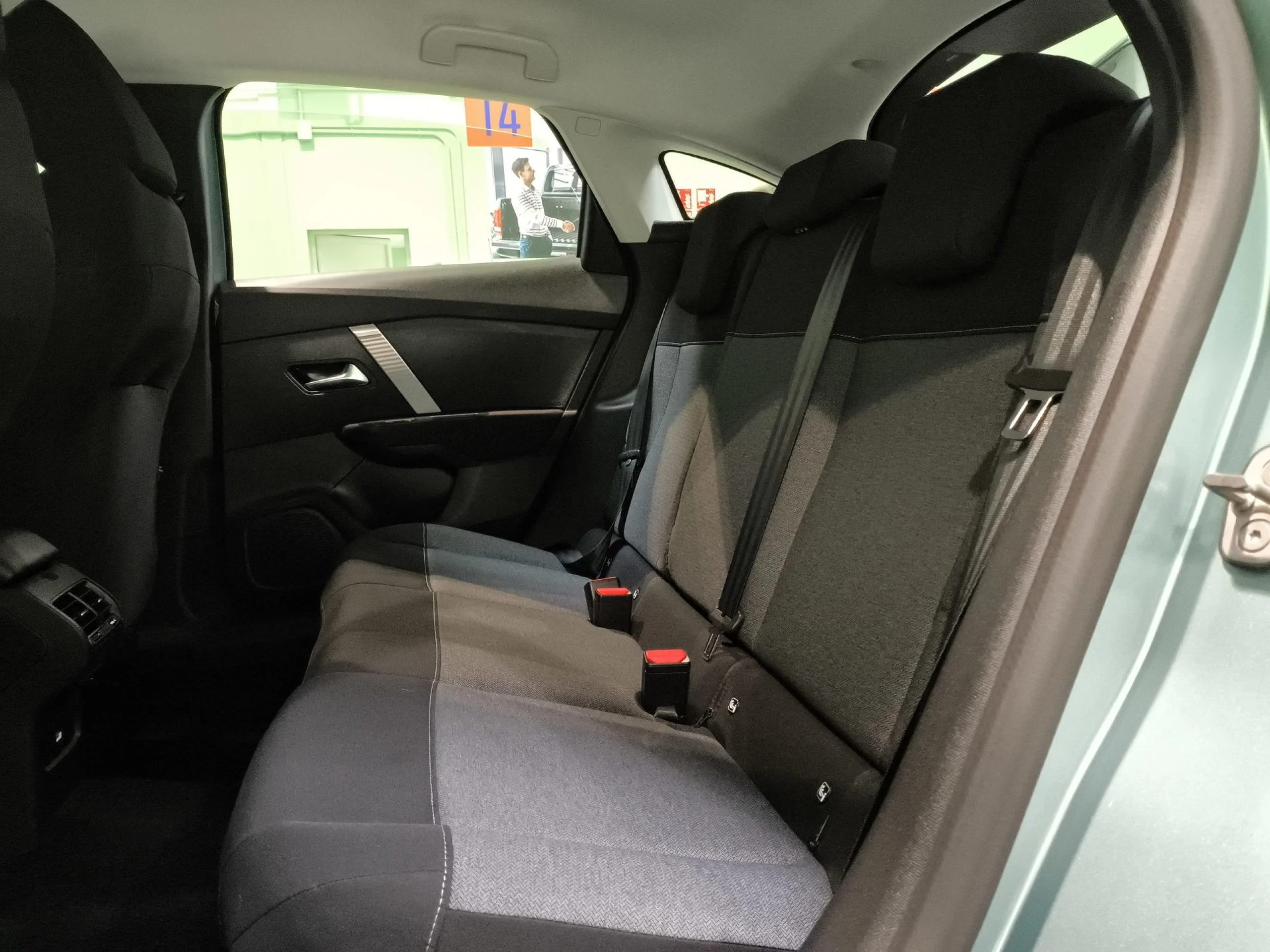 Citroen C4 PureTech 100 SANDS You 75 kW (102 CV) - Foto 20