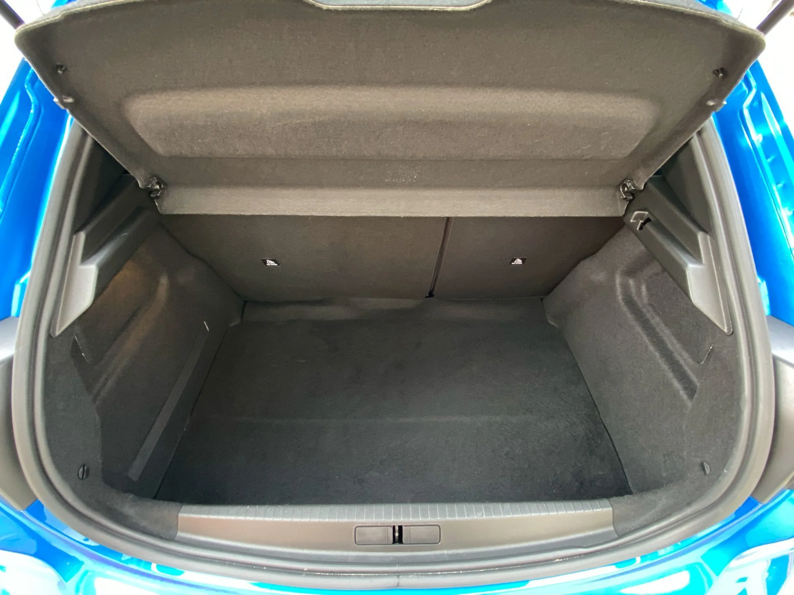 Peugeot 208 PureTech 100 Allure Pack 75 kW (100 CV) - Foto 19