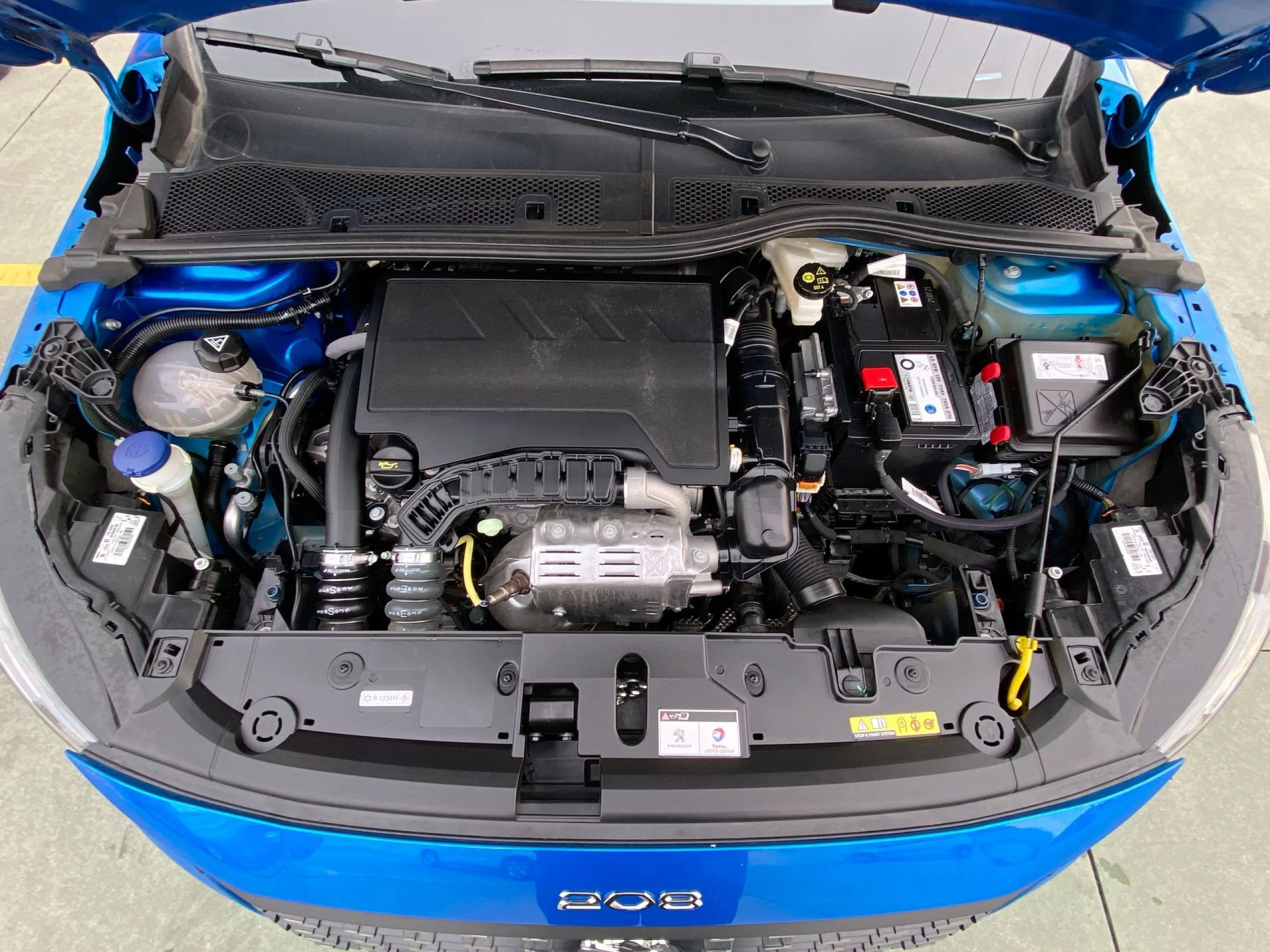 Peugeot 208 PureTech 100 Allure Pack 75 kW (100 CV) - Foto 21