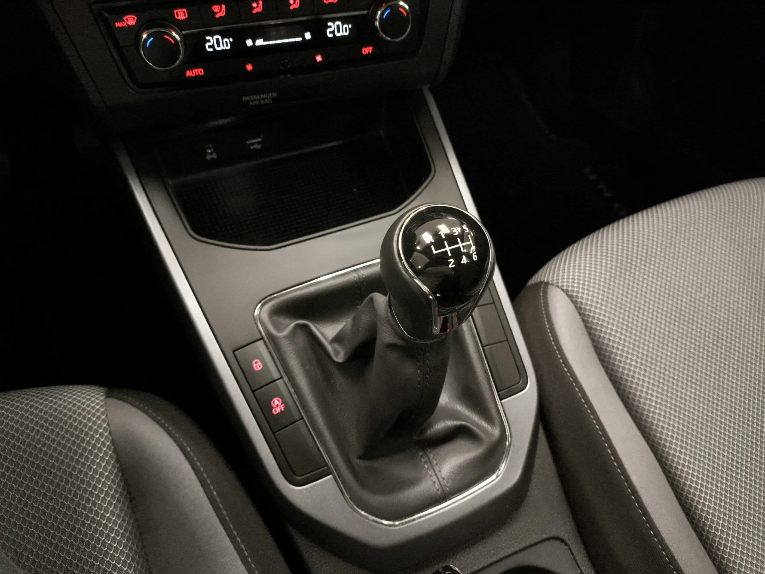 Seat Arona 1.6 TDI Ecomotive SANDS Style 85 kW (115 CV) - Foto 15
