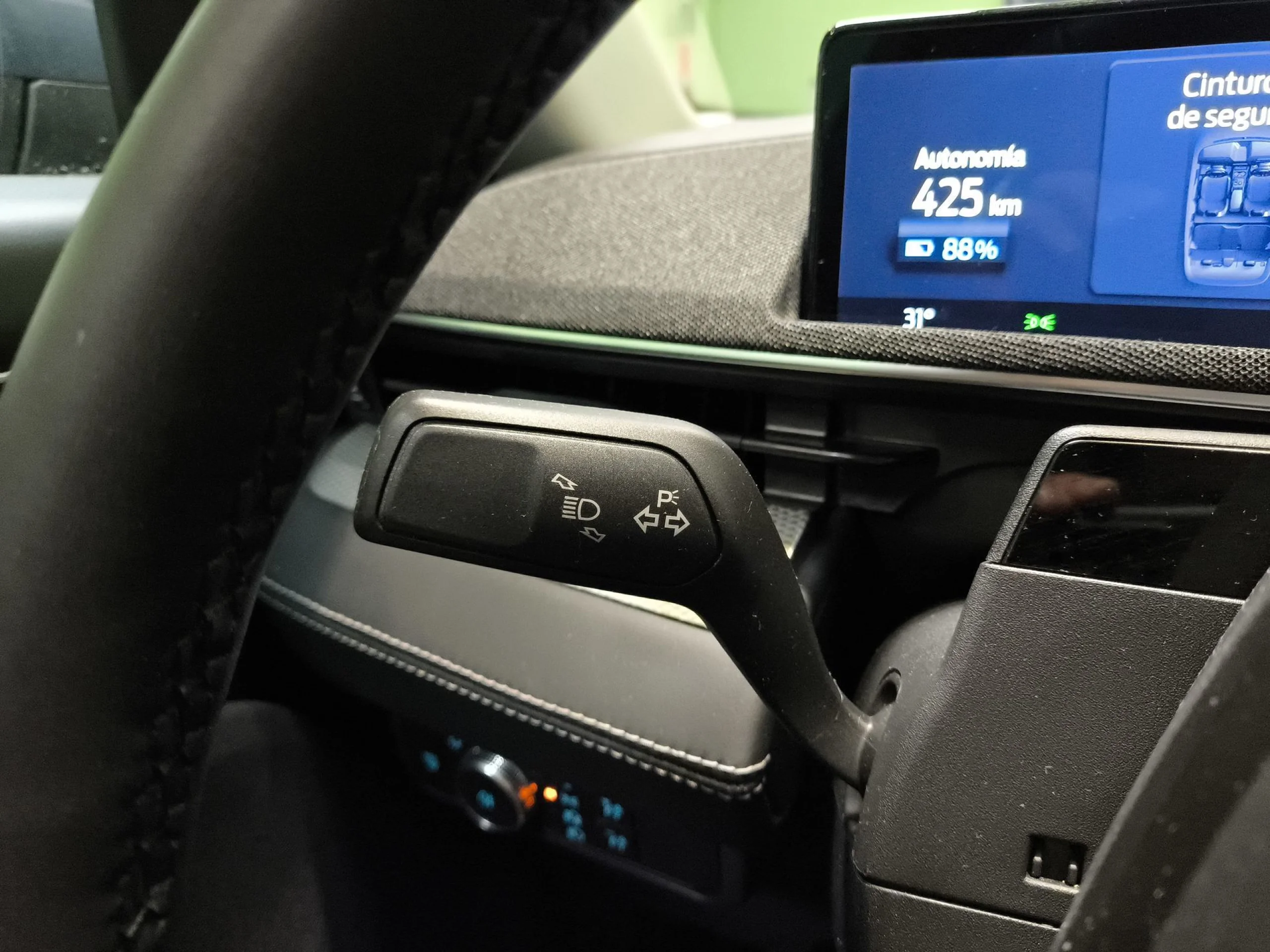 Ford Mustang Mach-E AWD Batería 98.8Kwh 216 kW (294 CV) - Foto 16