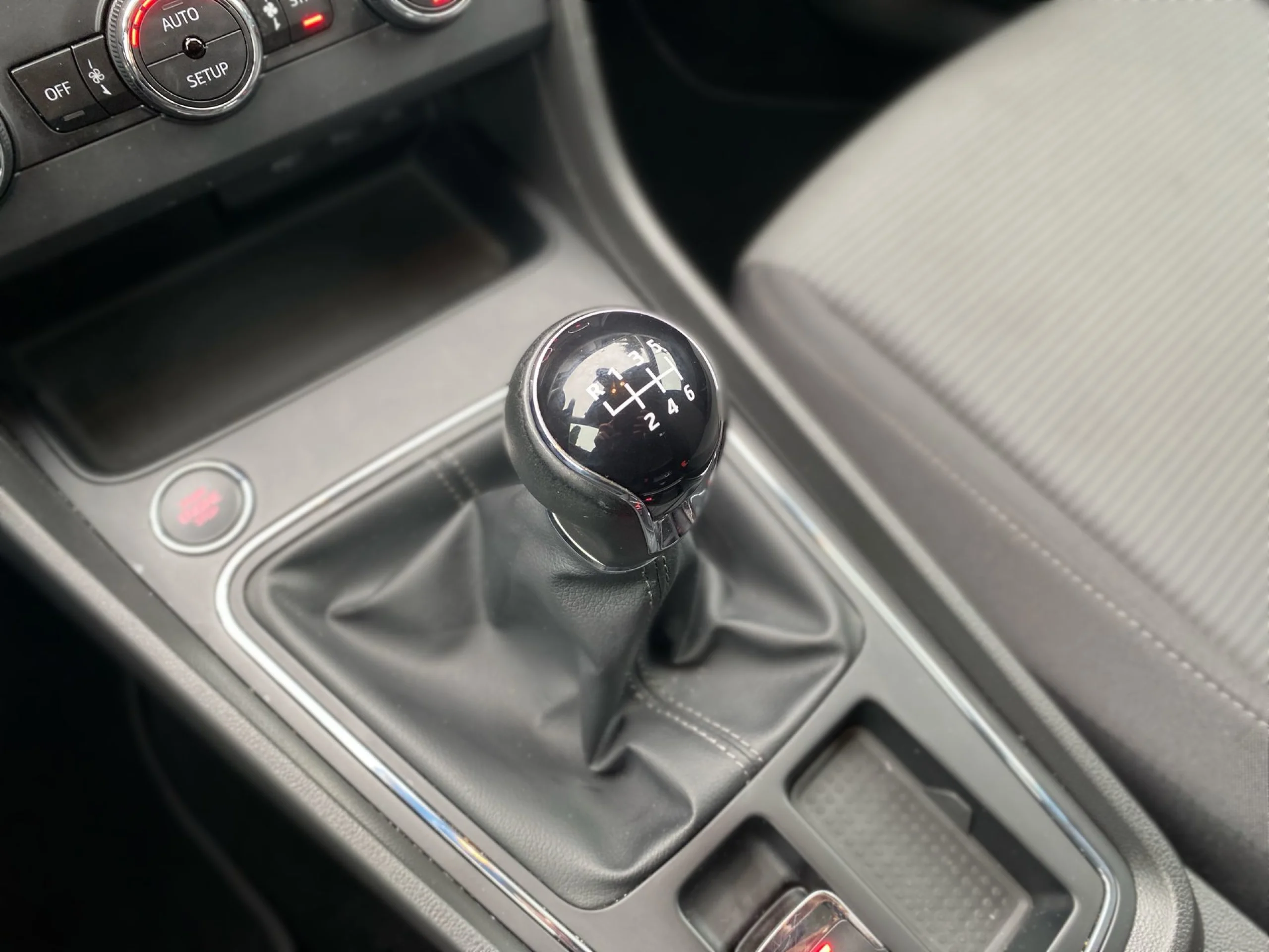Seat Leon ST 1.0 TSI SANDS Style Edition Nav 85 kW (115 CV) - Foto 16