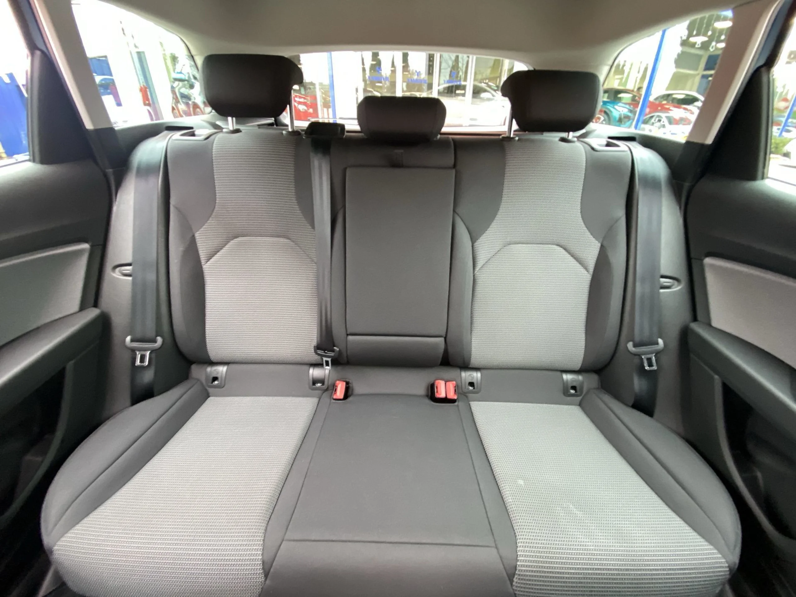Seat Leon ST 1.0 TSI SANDS Style Edition Nav 85 kW (115 CV) - Foto 18