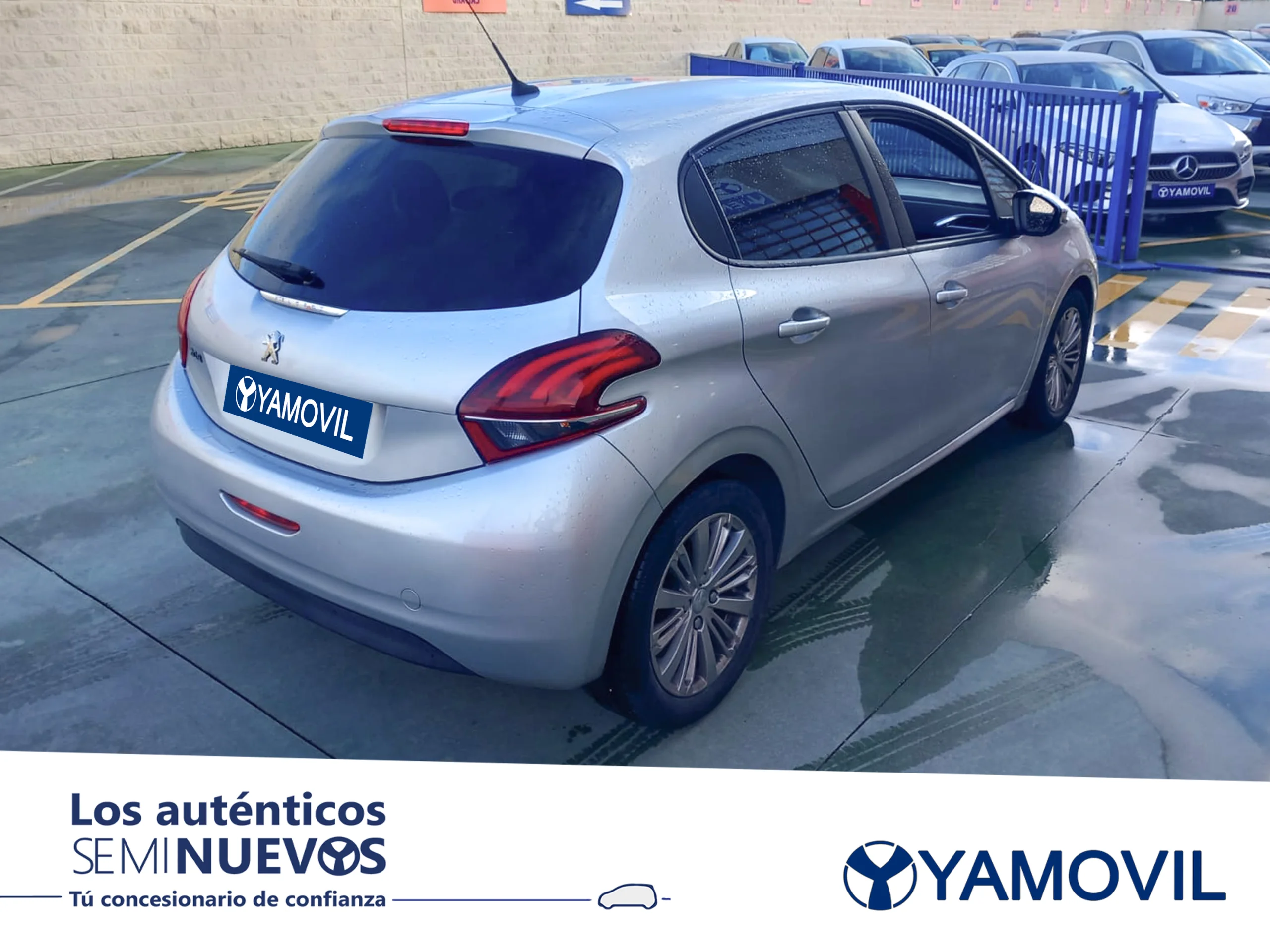 Peugeot 208 PureTech 82 Style 60 kW (82 CV) - Foto 2