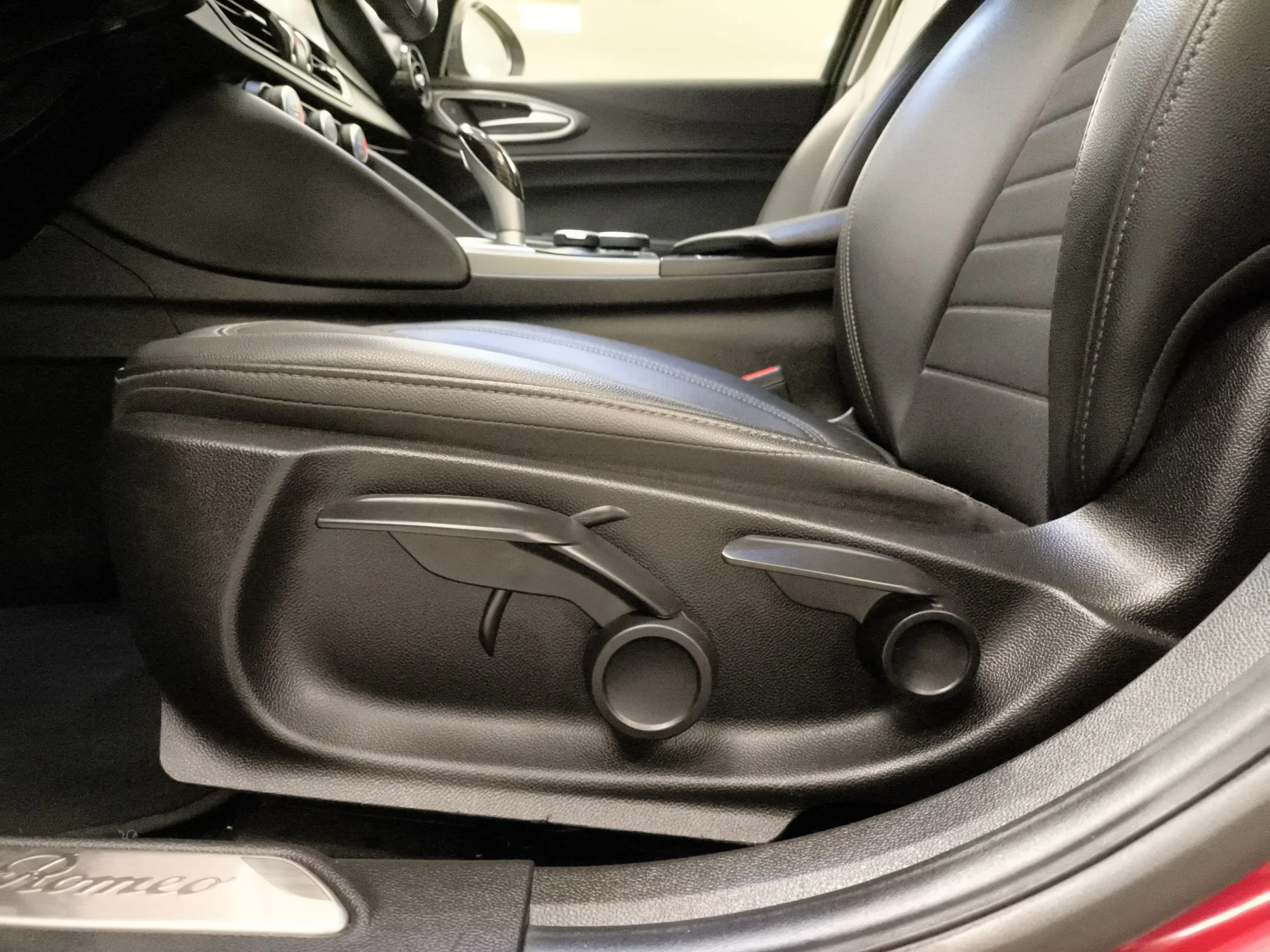 Alfa Romeo Giulia 2.2 Diesel Super AT 132 kW (180 CV) - Foto 9
