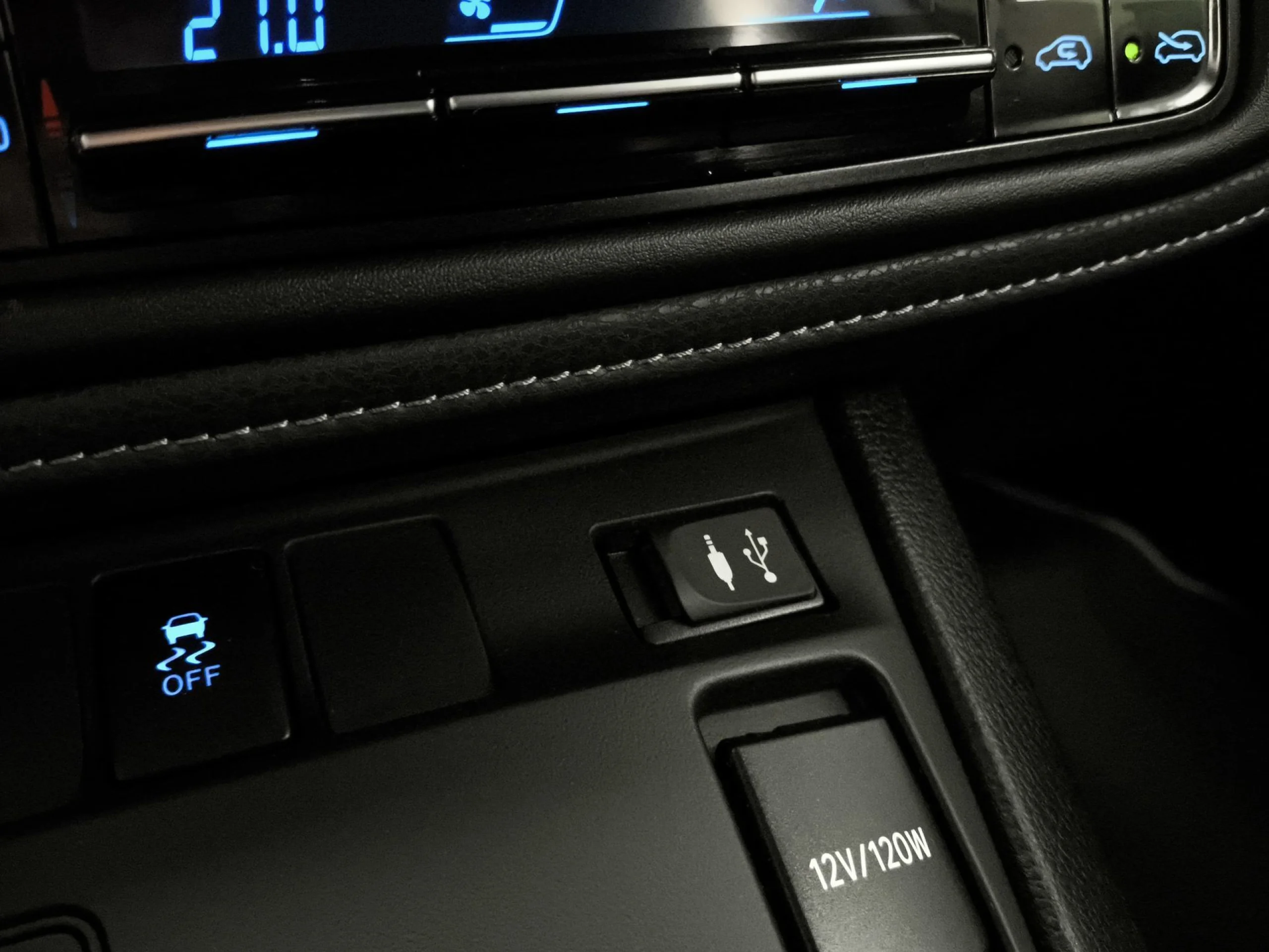Toyota Auris 140H Hybrid Feel! Edition 100 kW (136 CV) - Foto 23