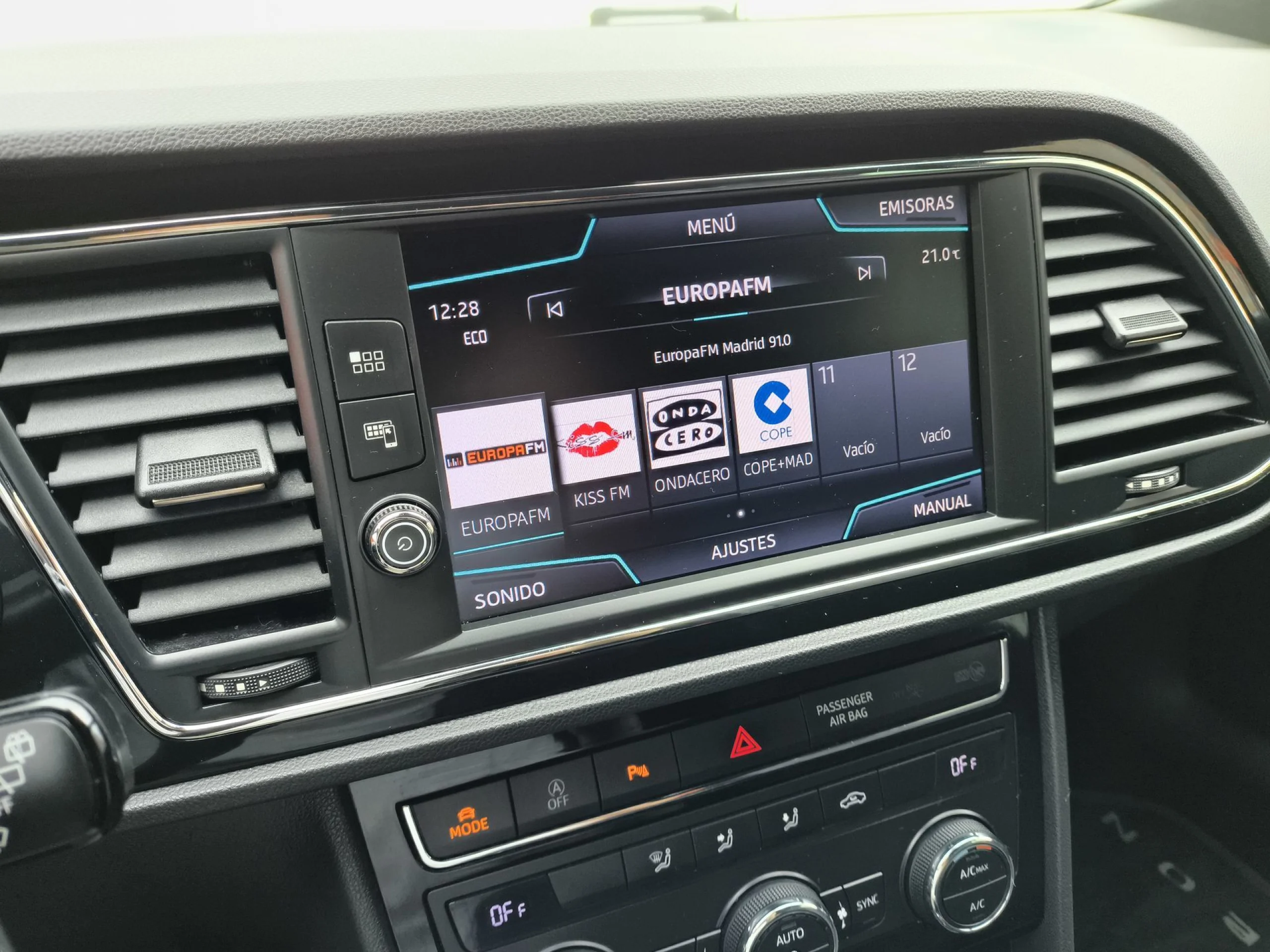 Seat León 1.5 TSI SANDS FR Edition Plus 110 kW (150 CV) - Foto 13
