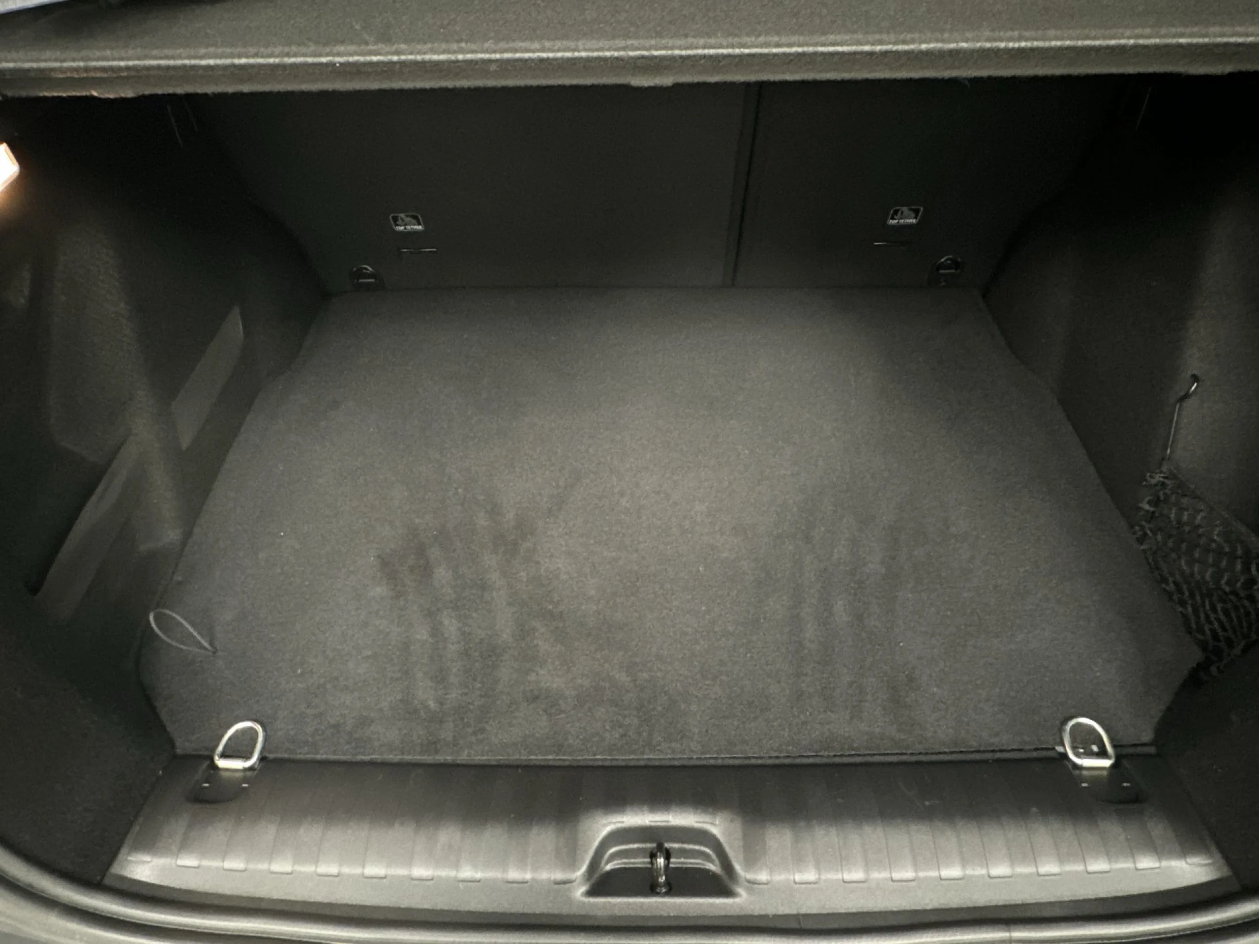 Peugeot 2008 SUV PureTech 110 SANDS Style 81 kW (110 CV) - Foto 20