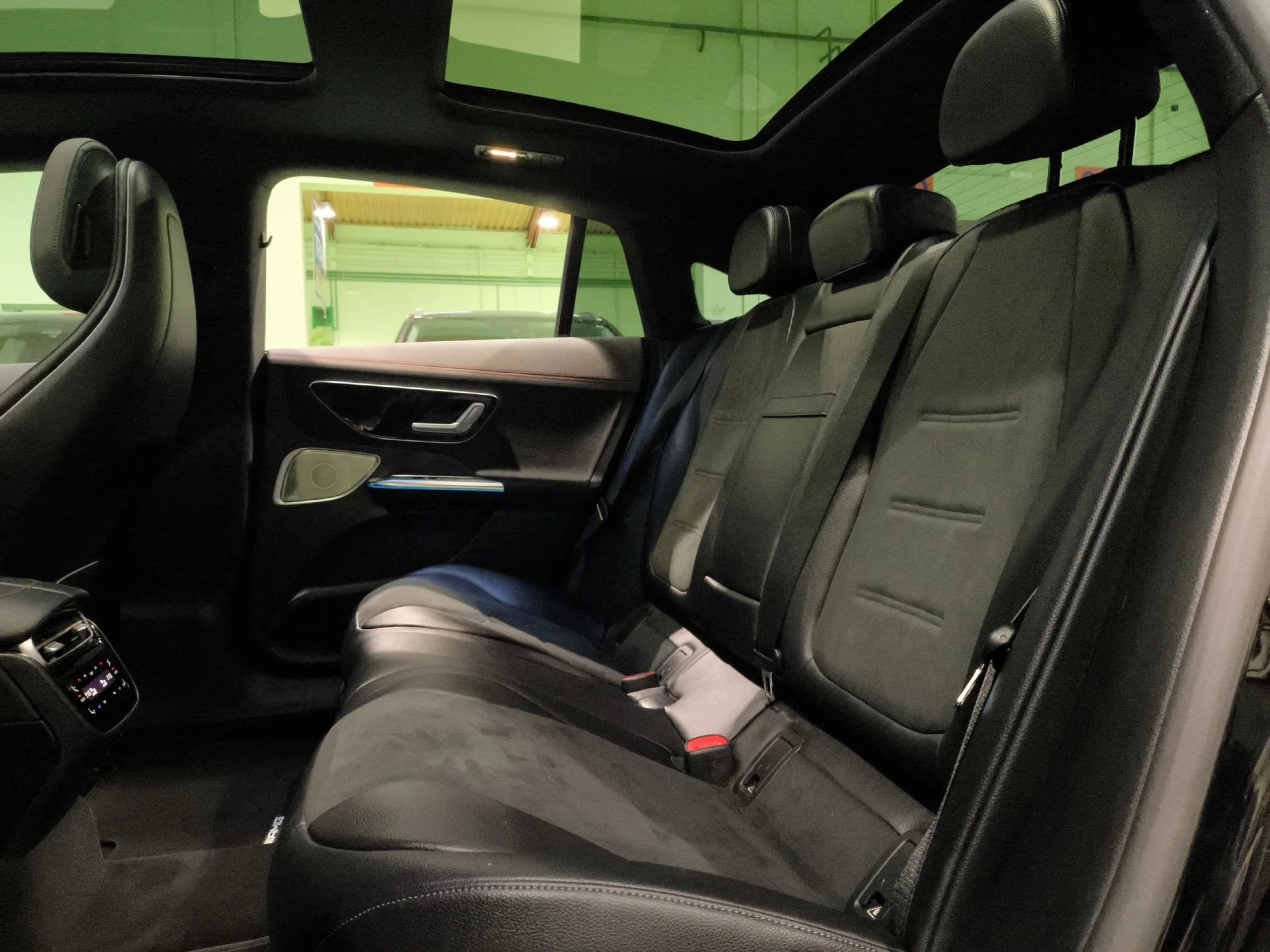 Mercedes-Benz EQE Berlina 350 215 kW (292 CV) - Foto 24