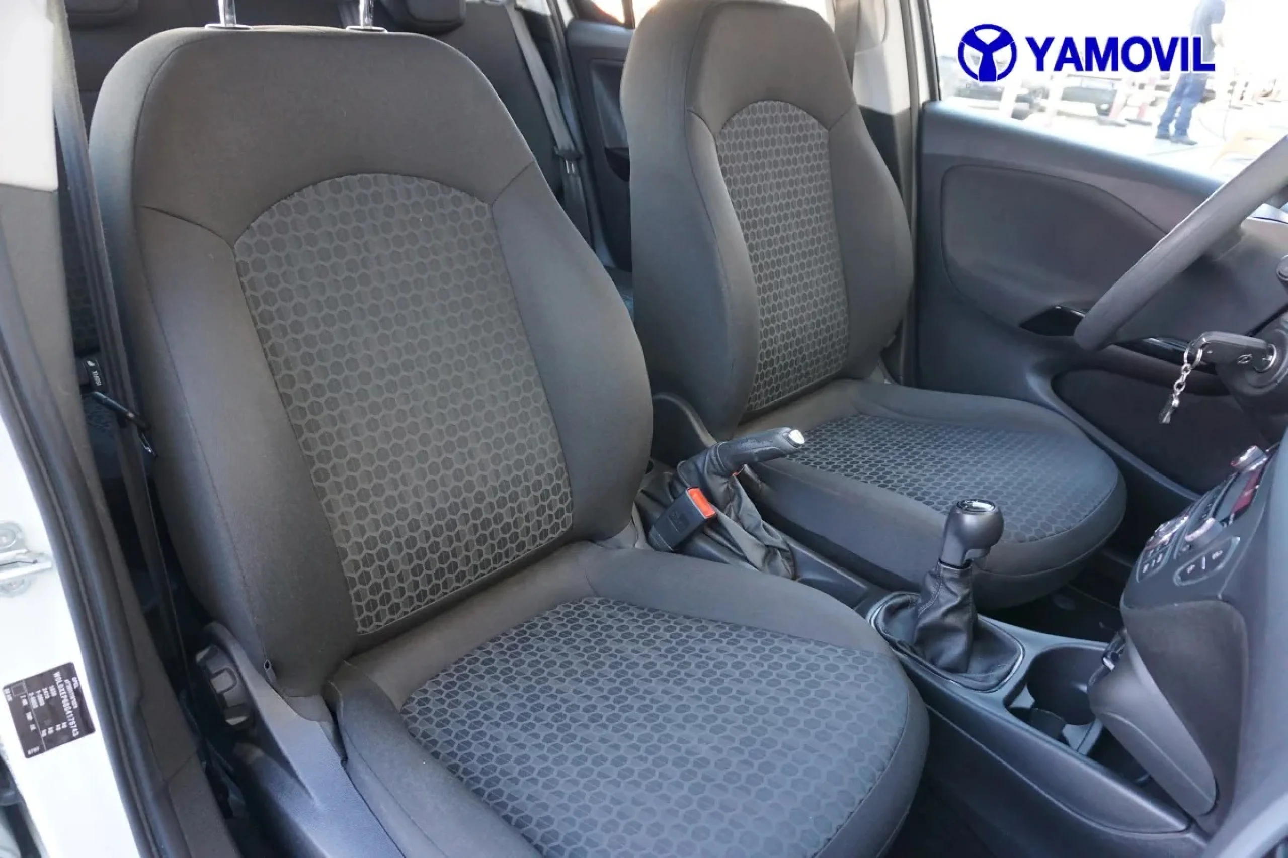 Opel Corsa 1.4 Expression 66 kW (90 CV) - Foto 15