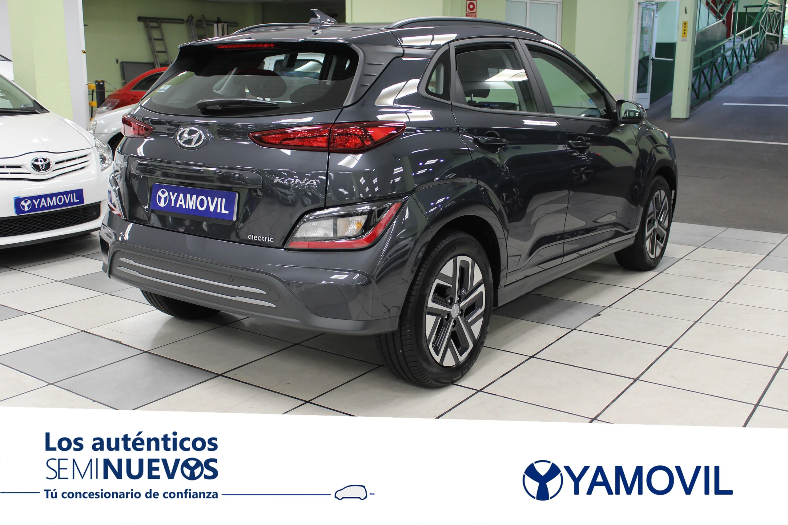 Hyundai Kona EV Maxx 150 kW (204 CV) - Foto 4