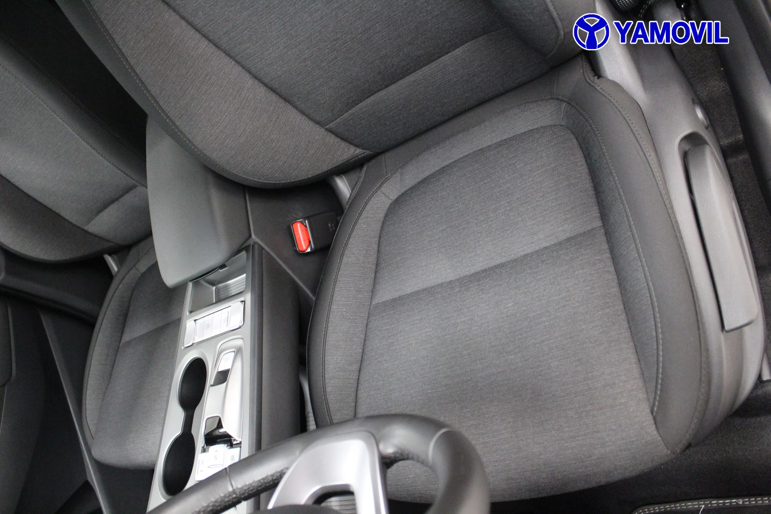 Hyundai Kona EV Maxx 150 kW (204 CV) - Foto 14