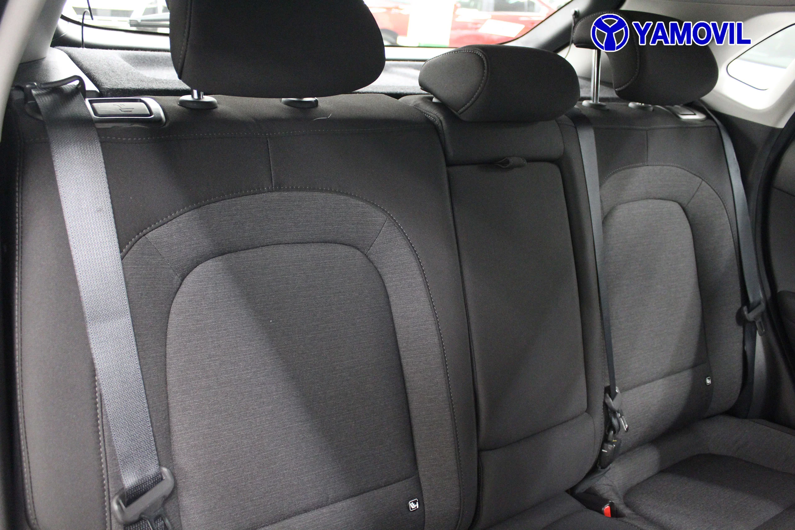 Hyundai Kona EV Maxx 150 kW (204 CV) - Foto 19