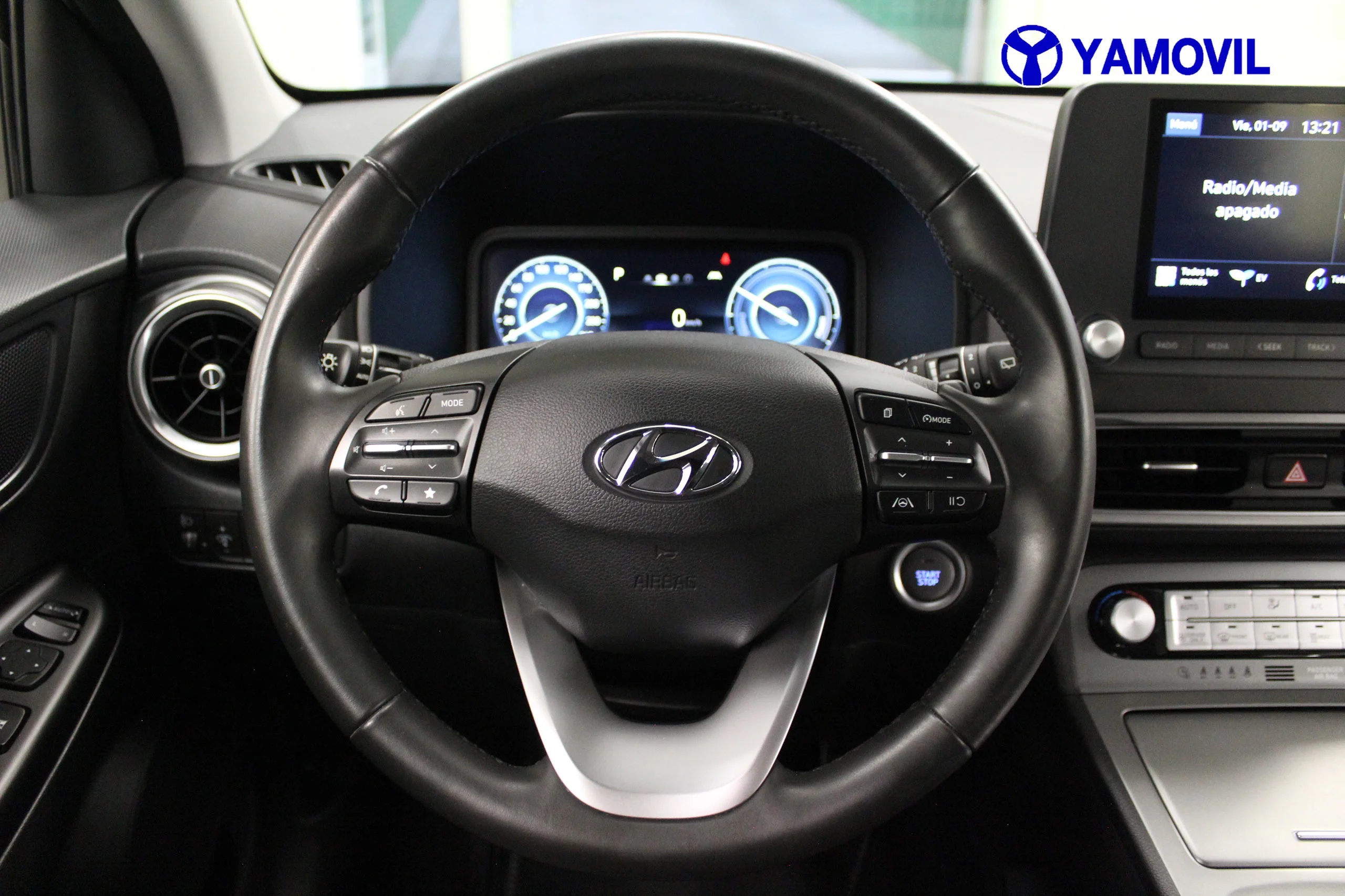 Hyundai Kona EV Maxx 150 kW (204 CV) - Foto 22