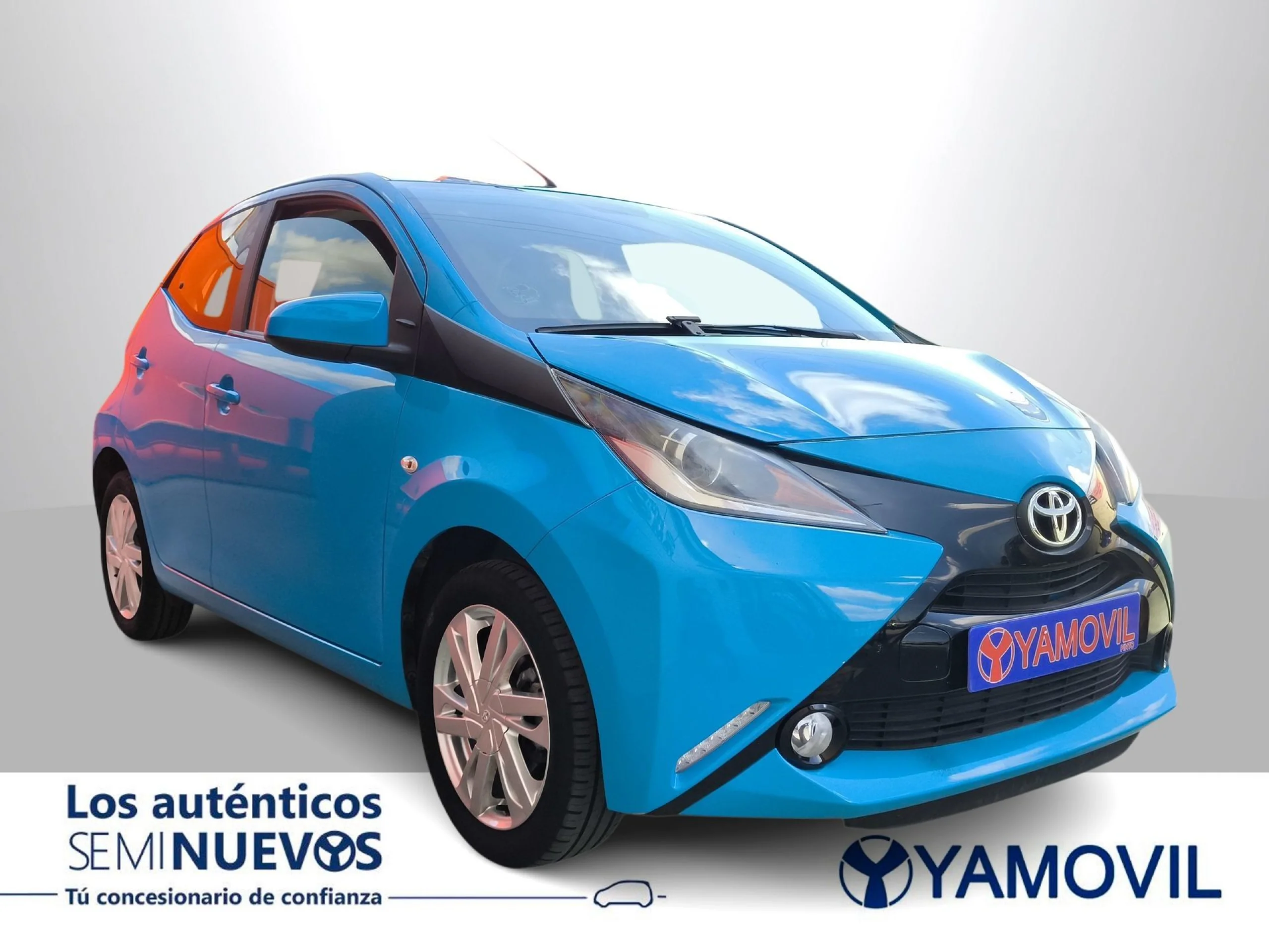 Toyota Aygo 1.0 70 x-play 53 kW (72 CV) - Foto 2