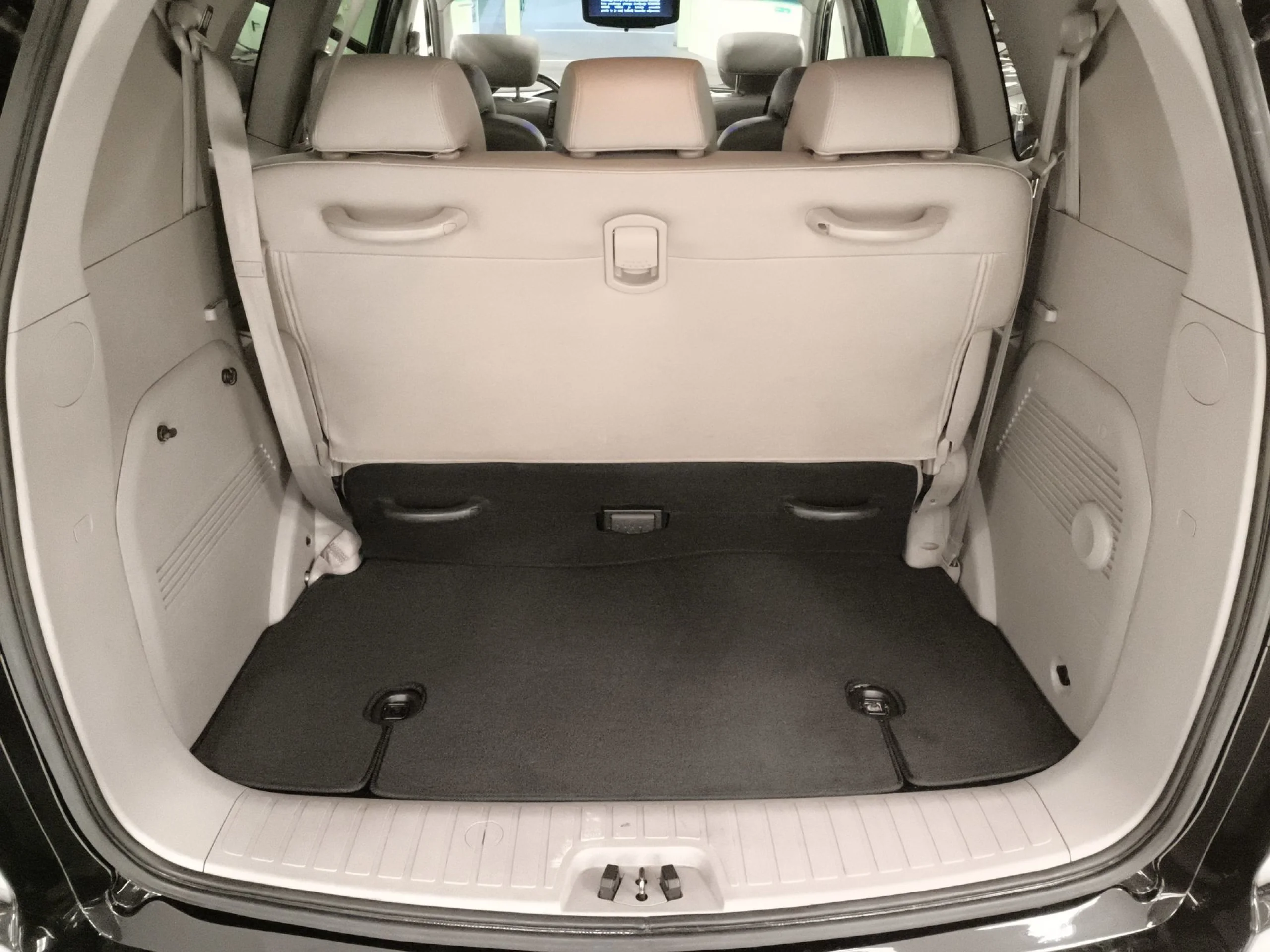 SsangYong Rodius D22T Limited Auto 131 kW (178 CV) - Foto 22