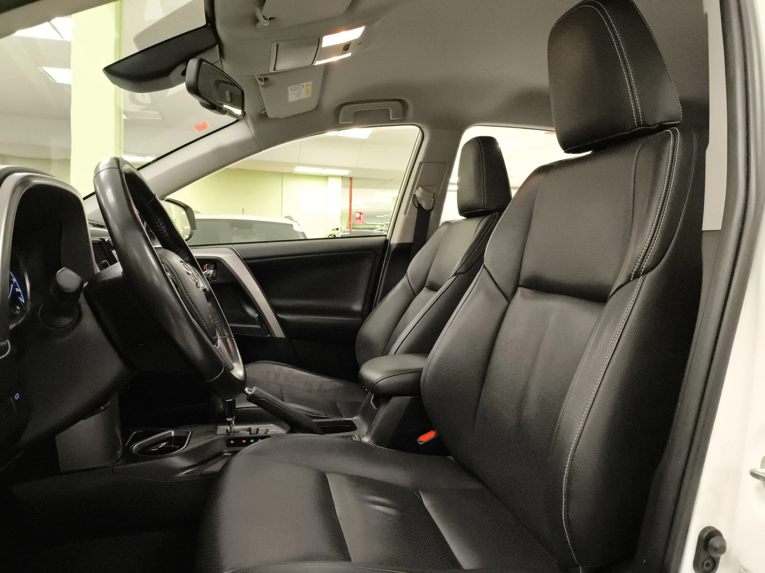 Toyota Rav4 2.5l hybrid Advance 2WD 145 kW (197 CV) - Foto 8
