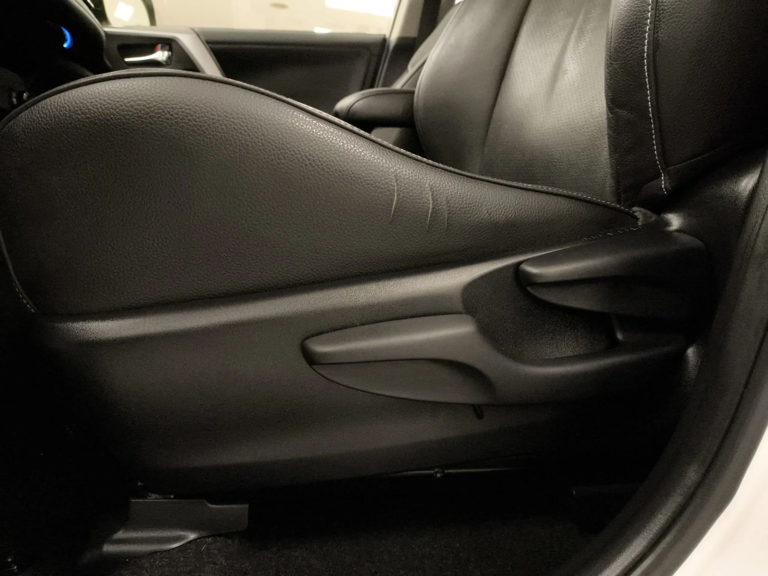 Toyota Rav4 2.5l hybrid Advance 2WD 145 kW (197 CV) - Foto 9