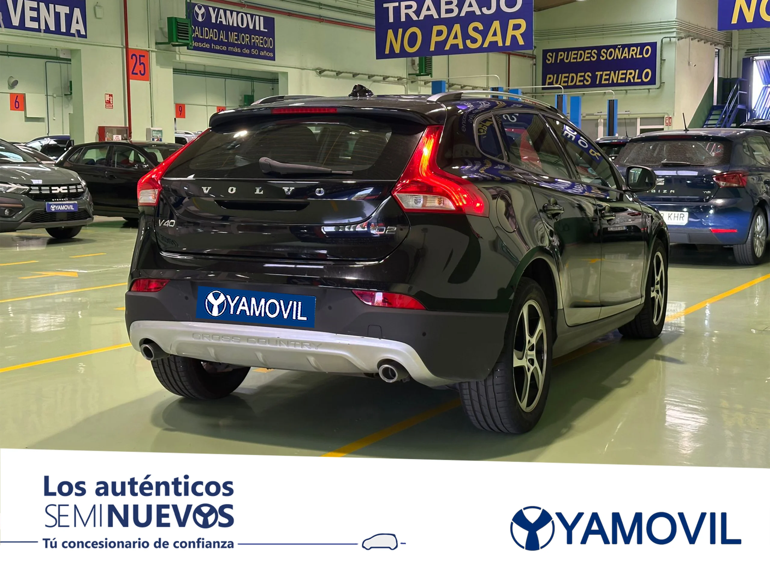 Volvo V40 Cross Country D2 Plus 88 kW (120 CV) - Foto 2