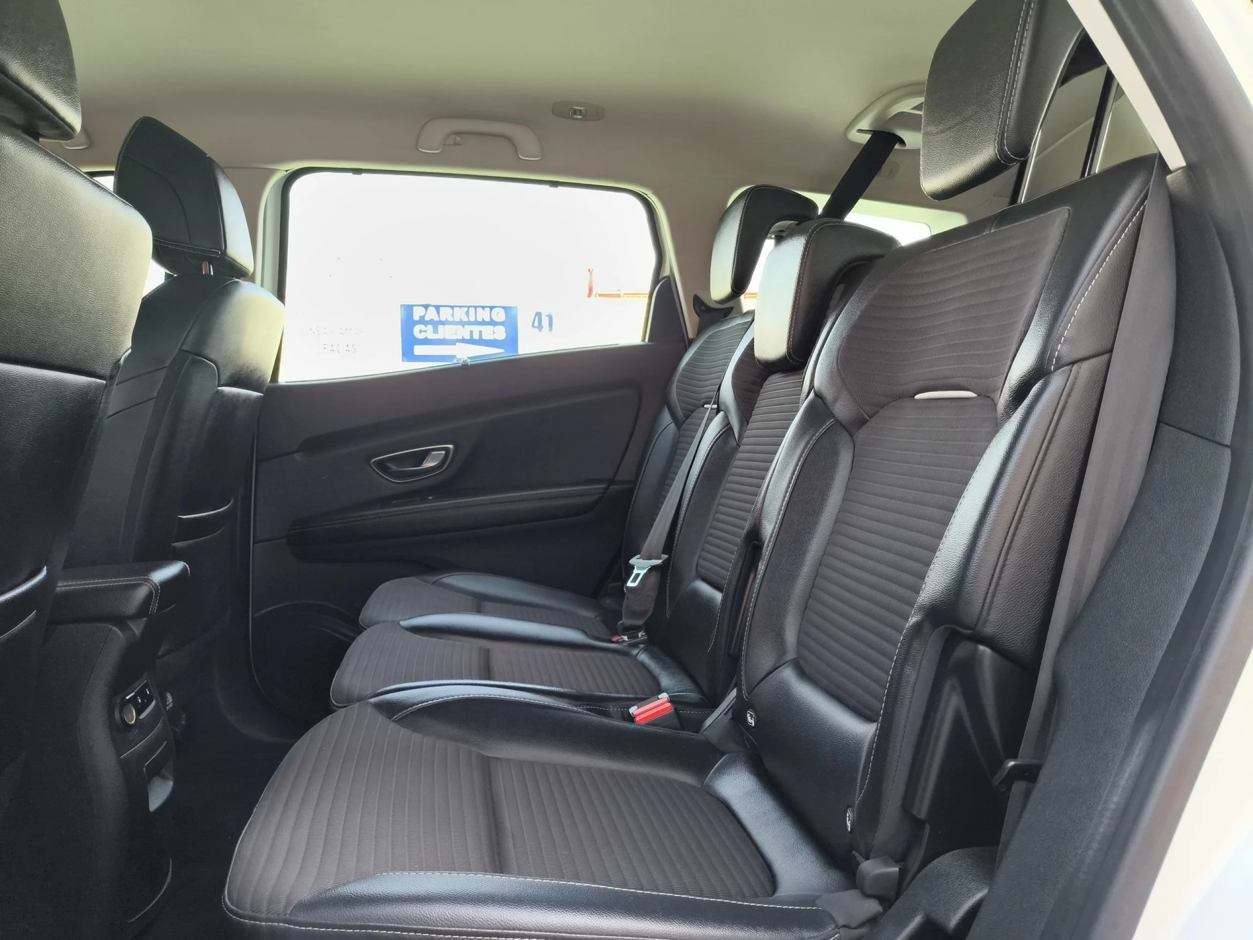 Renault Grand Scenic Zen TCe 103 kW (140 CV) GPF - Foto 24