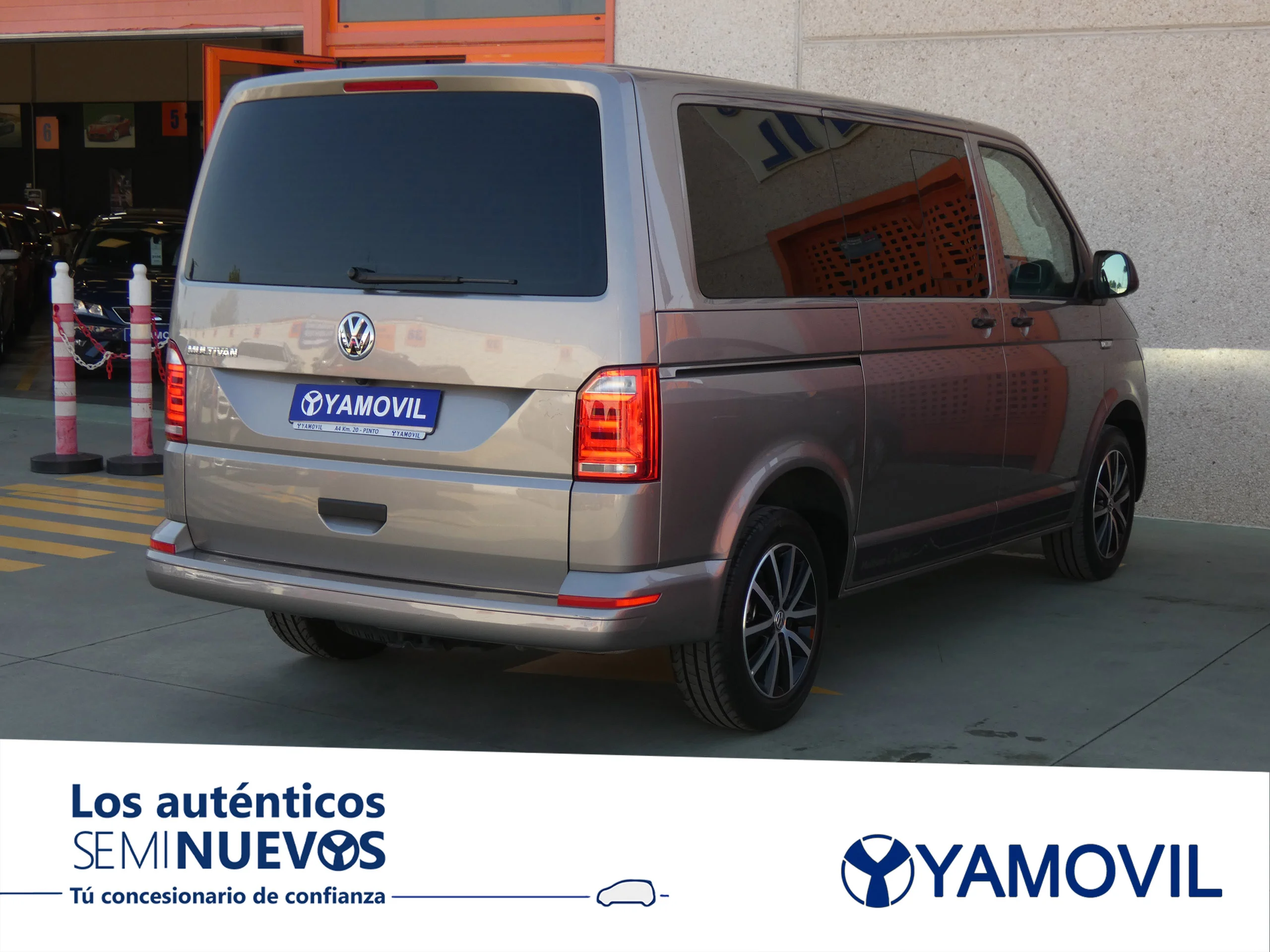 Volkswagen Multivan 2.0 TDI OUTDOOR DSG PACK TECHO 5PLZ - Foto 4