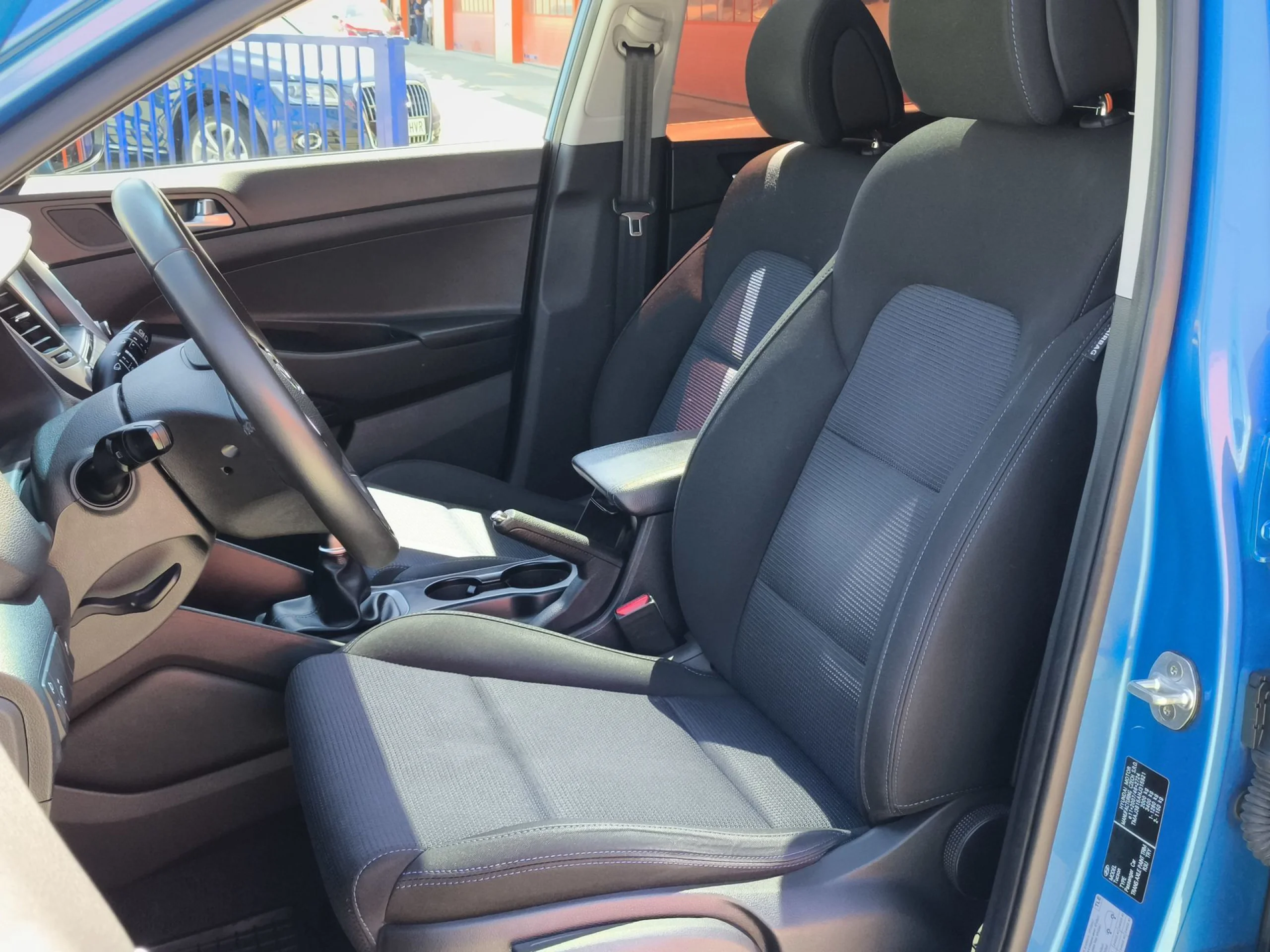 Hyundai Tucson 1.7 CRDI 25 Aniversario Sky 4x2 85 kW (115 CV) - Foto 8
