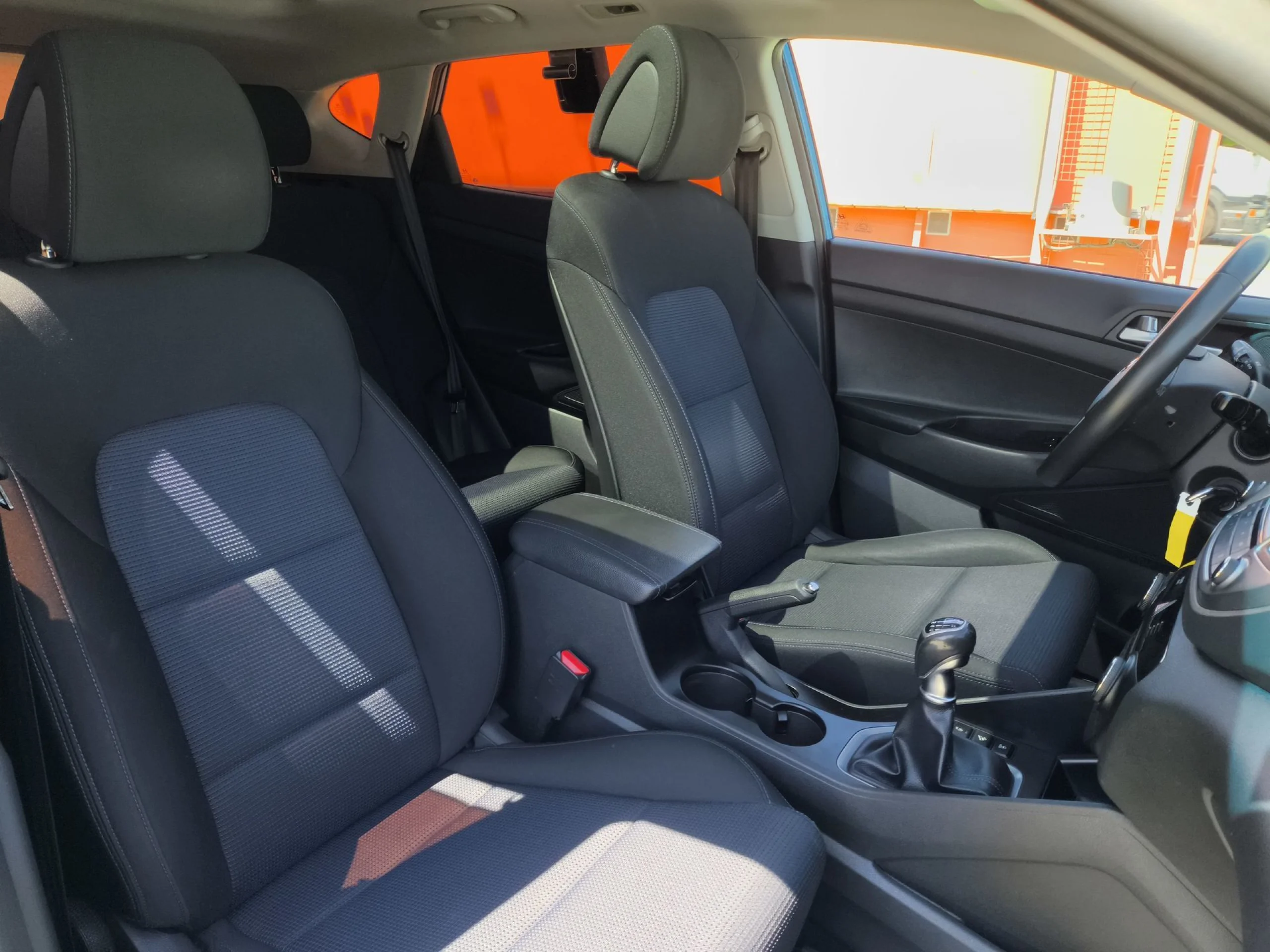 Hyundai Tucson 1.7 CRDI 25 Aniversario Sky 4x2 85 kW (115 CV) - Foto 22