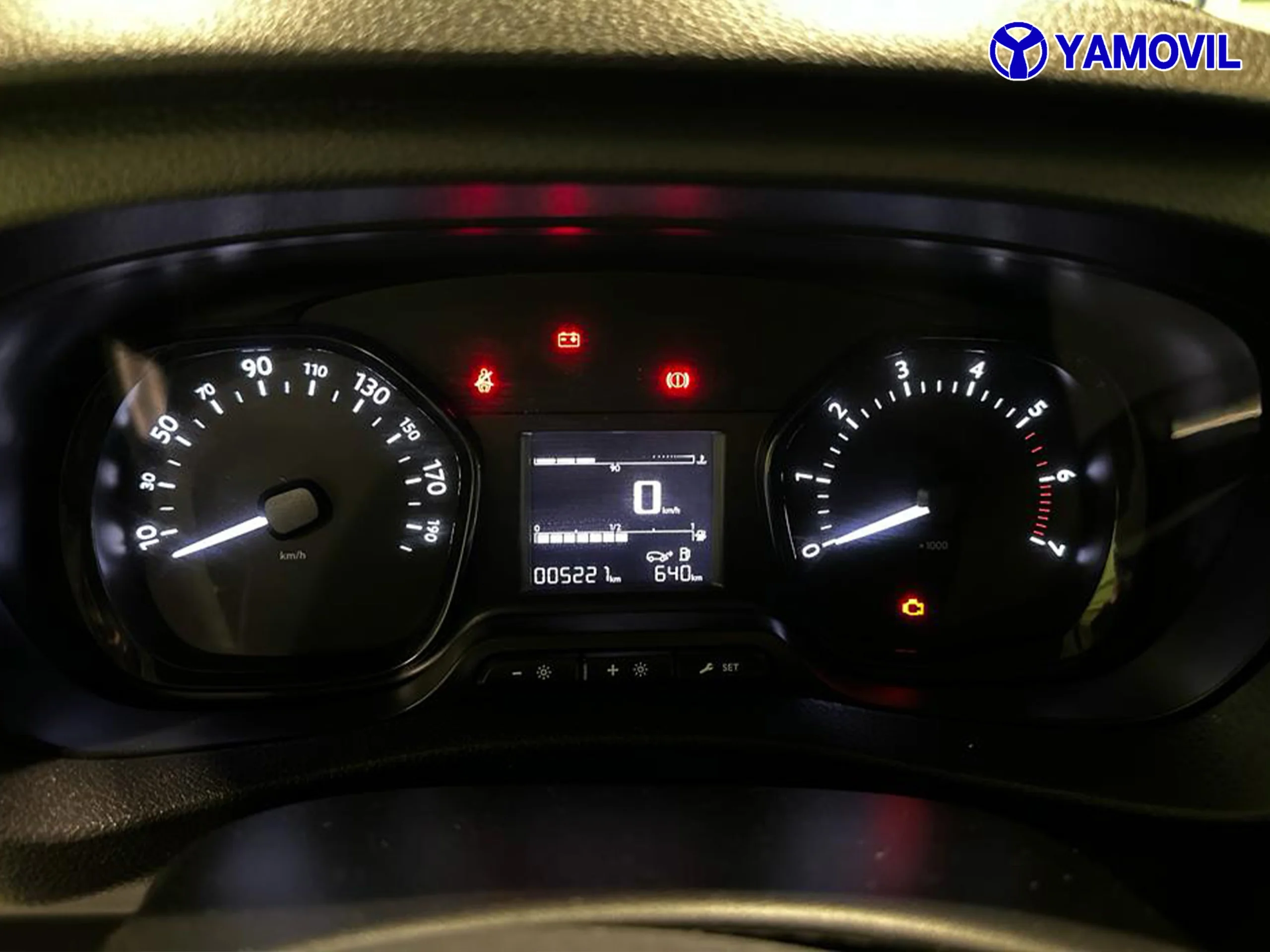 Citroen Jumpy Furgon BlueHDi 100 SANDS Talla M Control 75 kW (102 CV) - Foto 4
