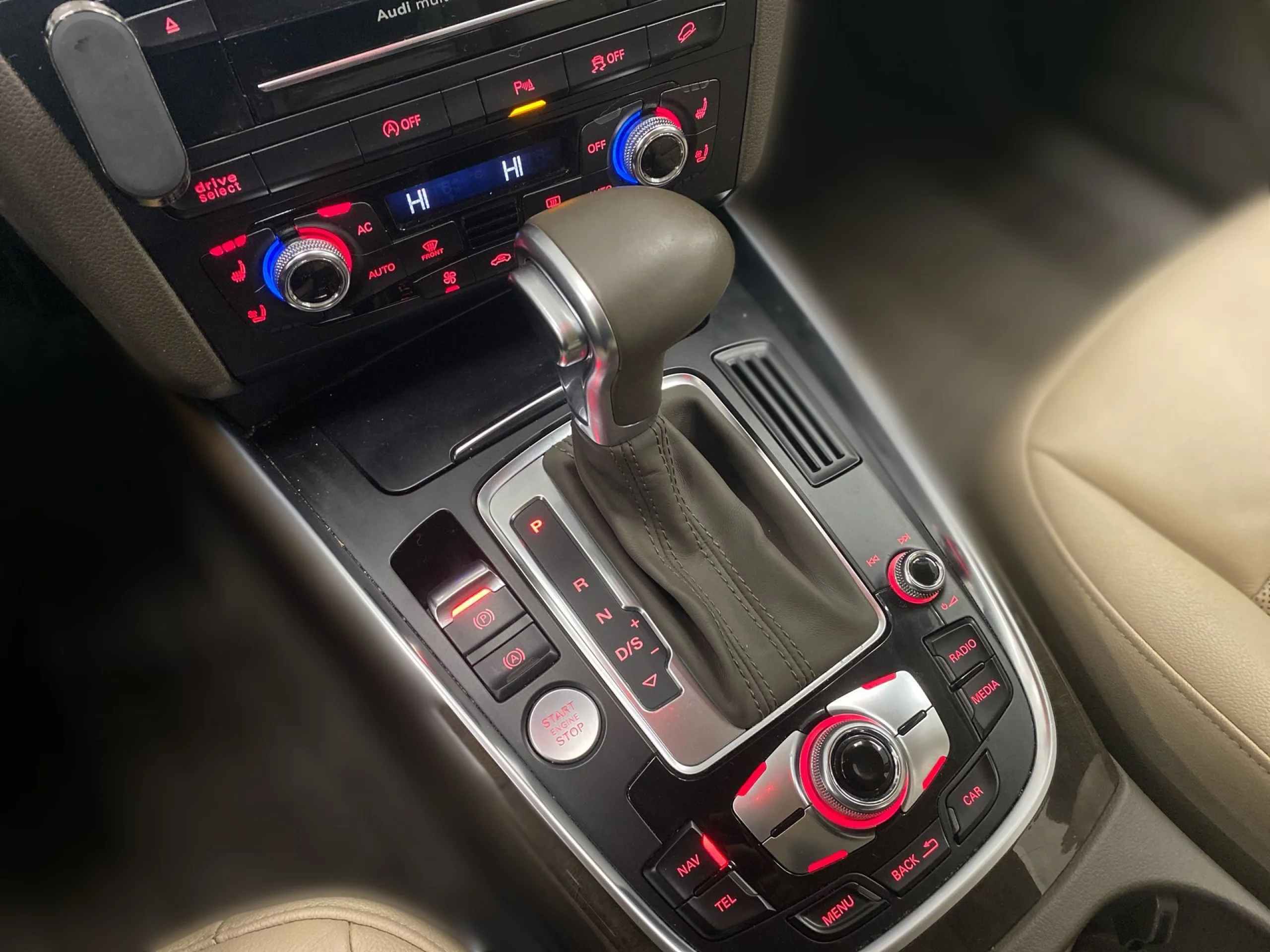 Audi Q5 Ambiente 3.0 TFSI quattro 200 kW (272 CV) tiptronic - Foto 17