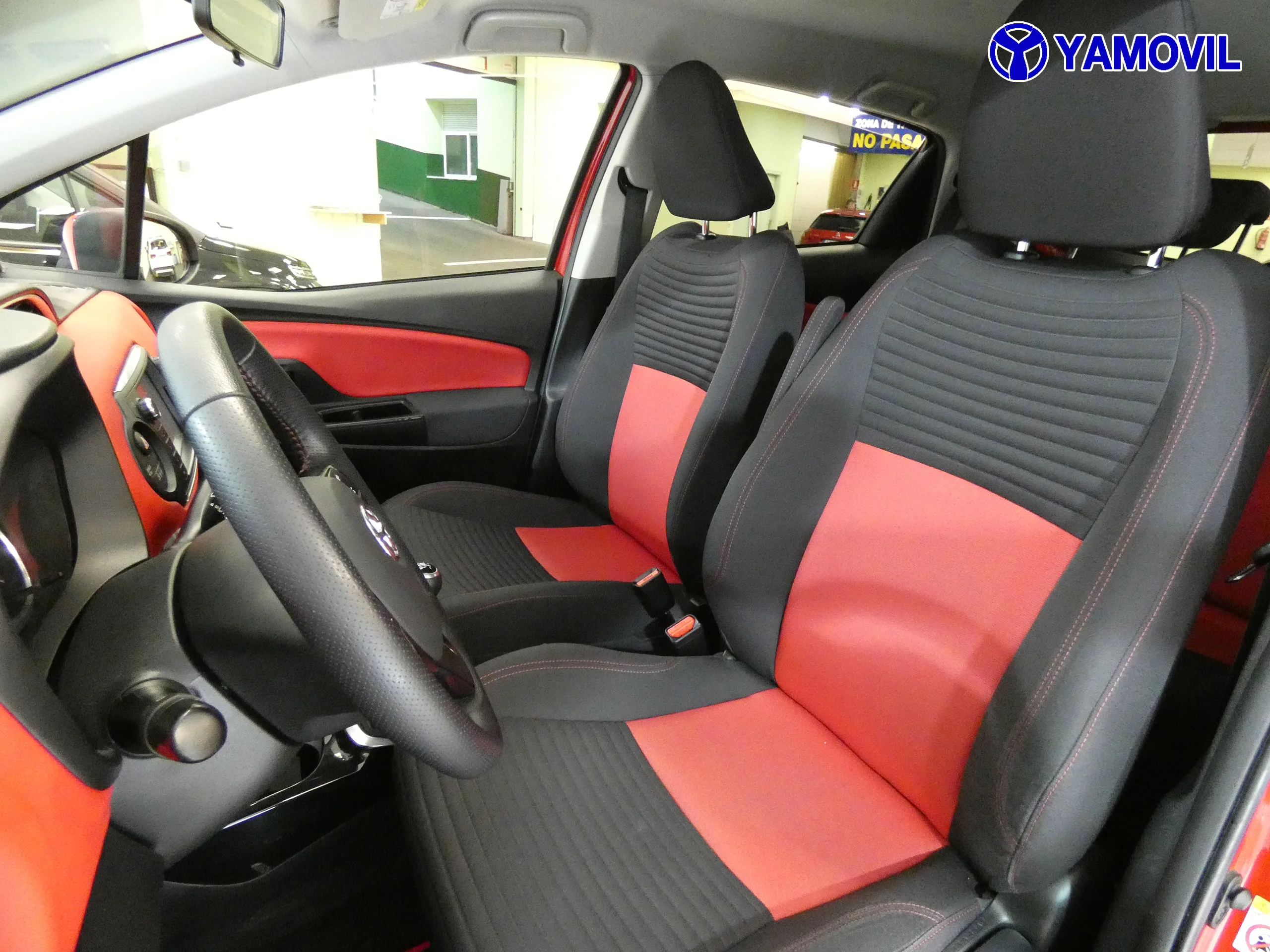 Toyota Yaris 90D FEEL 5P - Foto 13