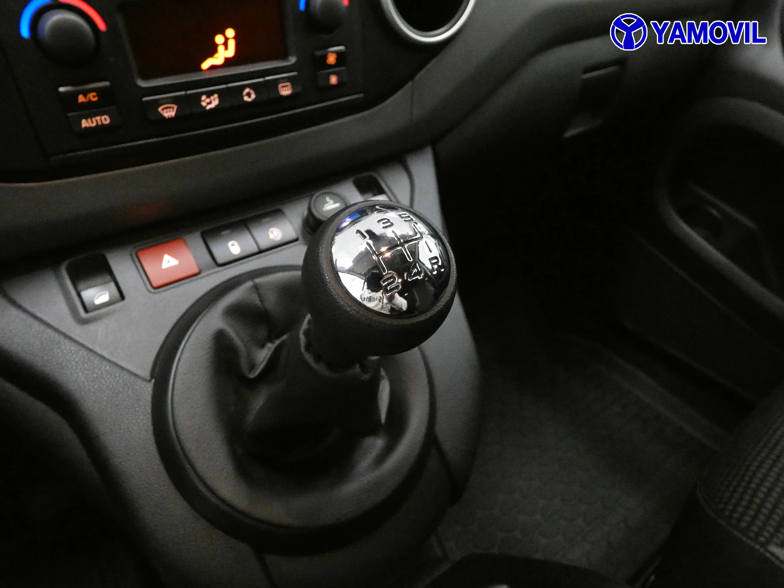 Peugeot Partner 1.2 PURTECHE PARTNER TEPEE ADVENTURE - Foto 27
