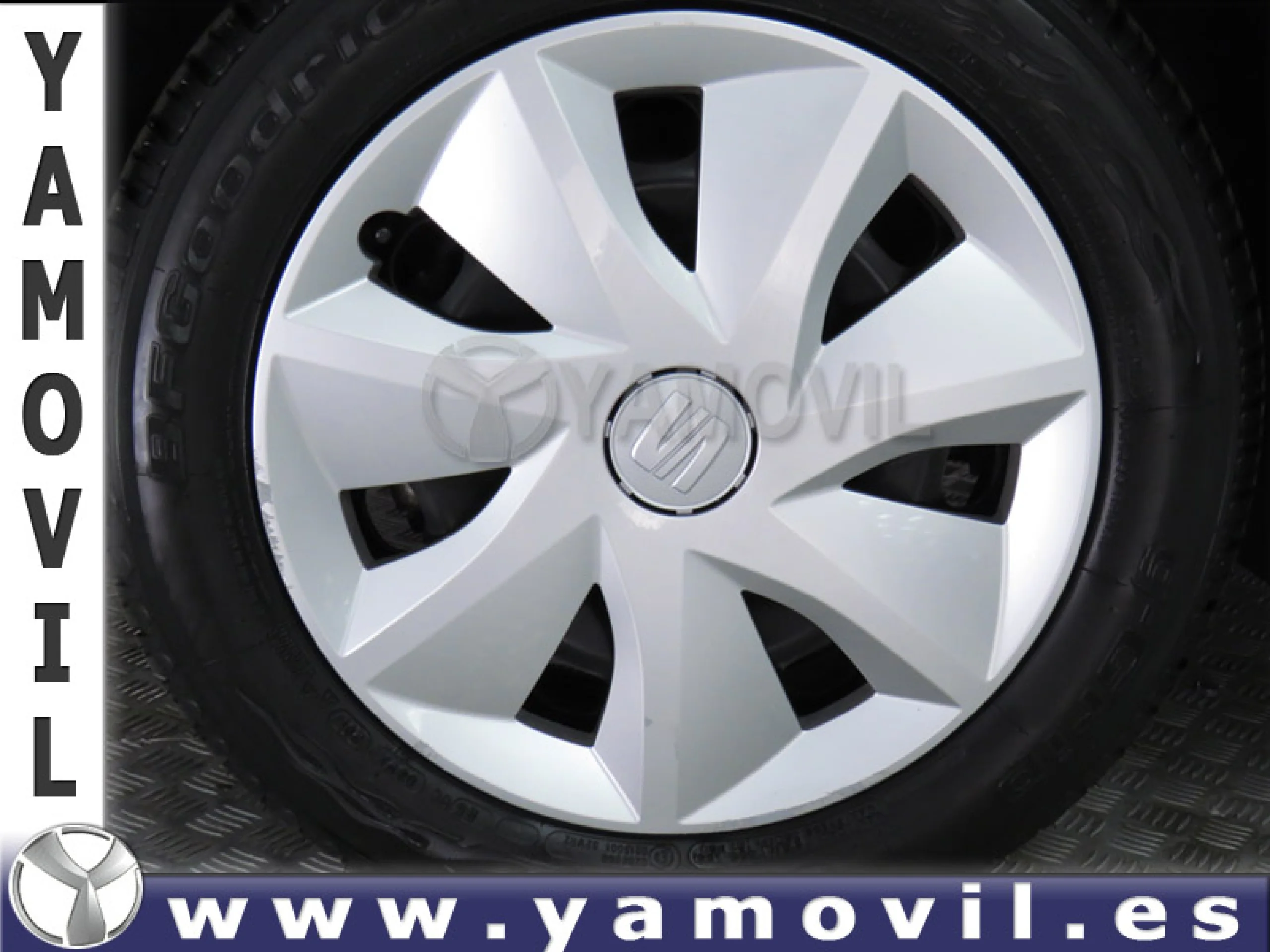 Seat Leon 1.6 TDi 105CV REFERENCE 5P - Foto 9