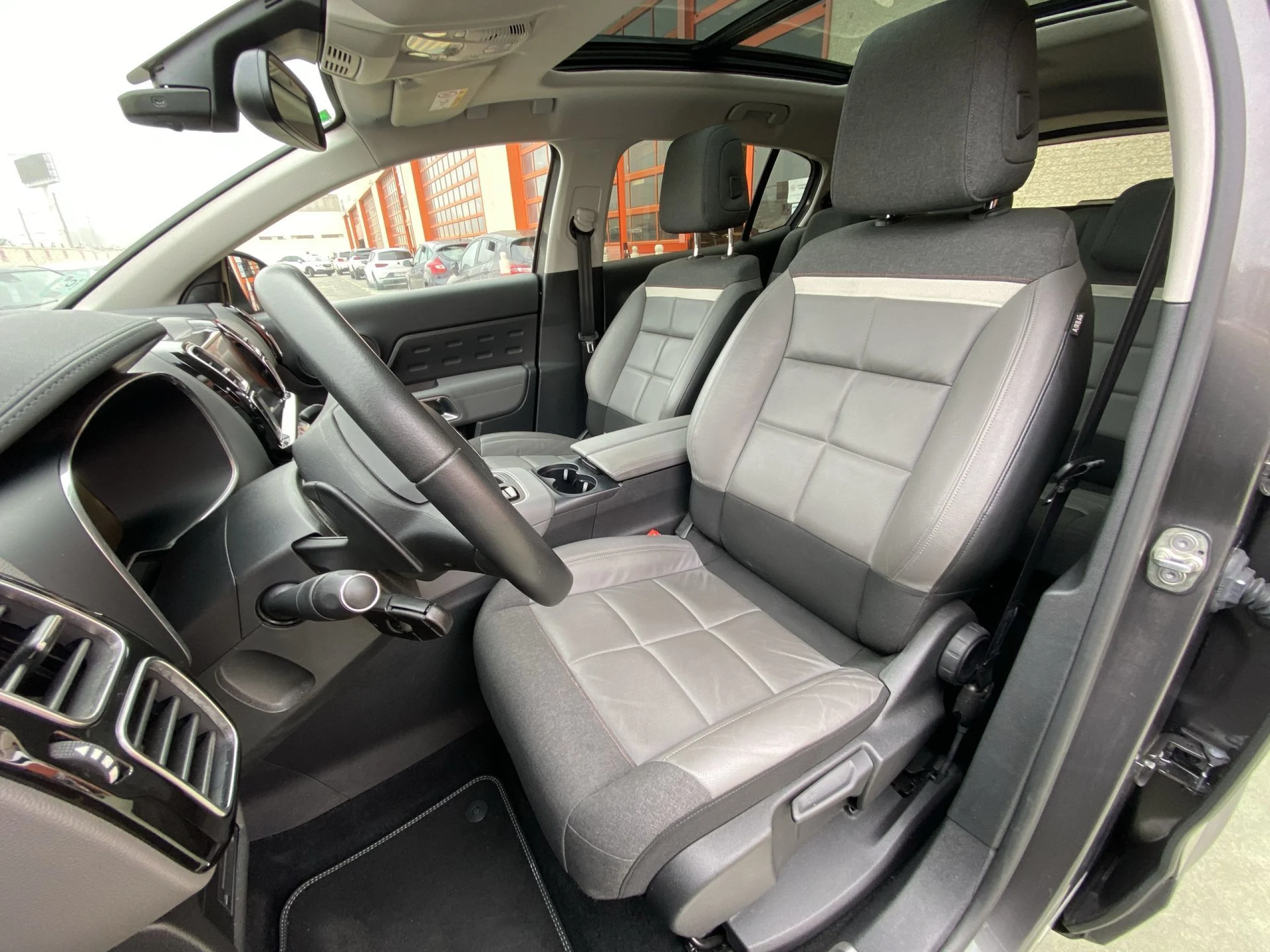 Citroen C5 Aircross BlueHdi 180 Shine Comfort Class EAT8 130 kW (177 CV) - Foto 8